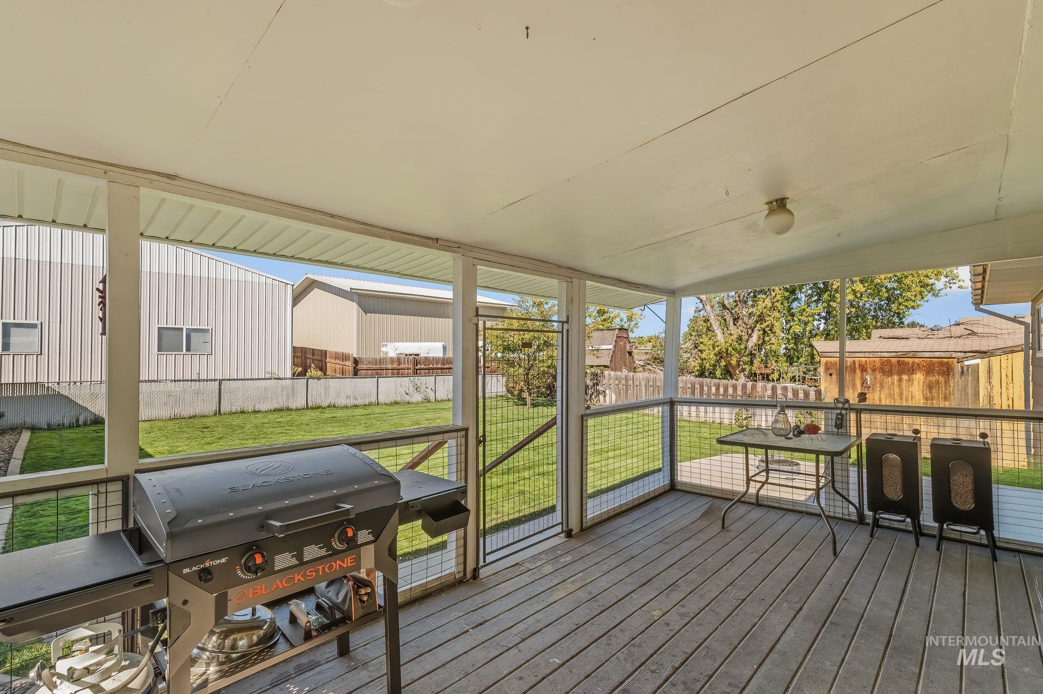 3818 17th Street, Lewiston, Idaho 83501, 4 Bedrooms, 2 Bathrooms, Residential For Sale, Price $439,000, 99002286