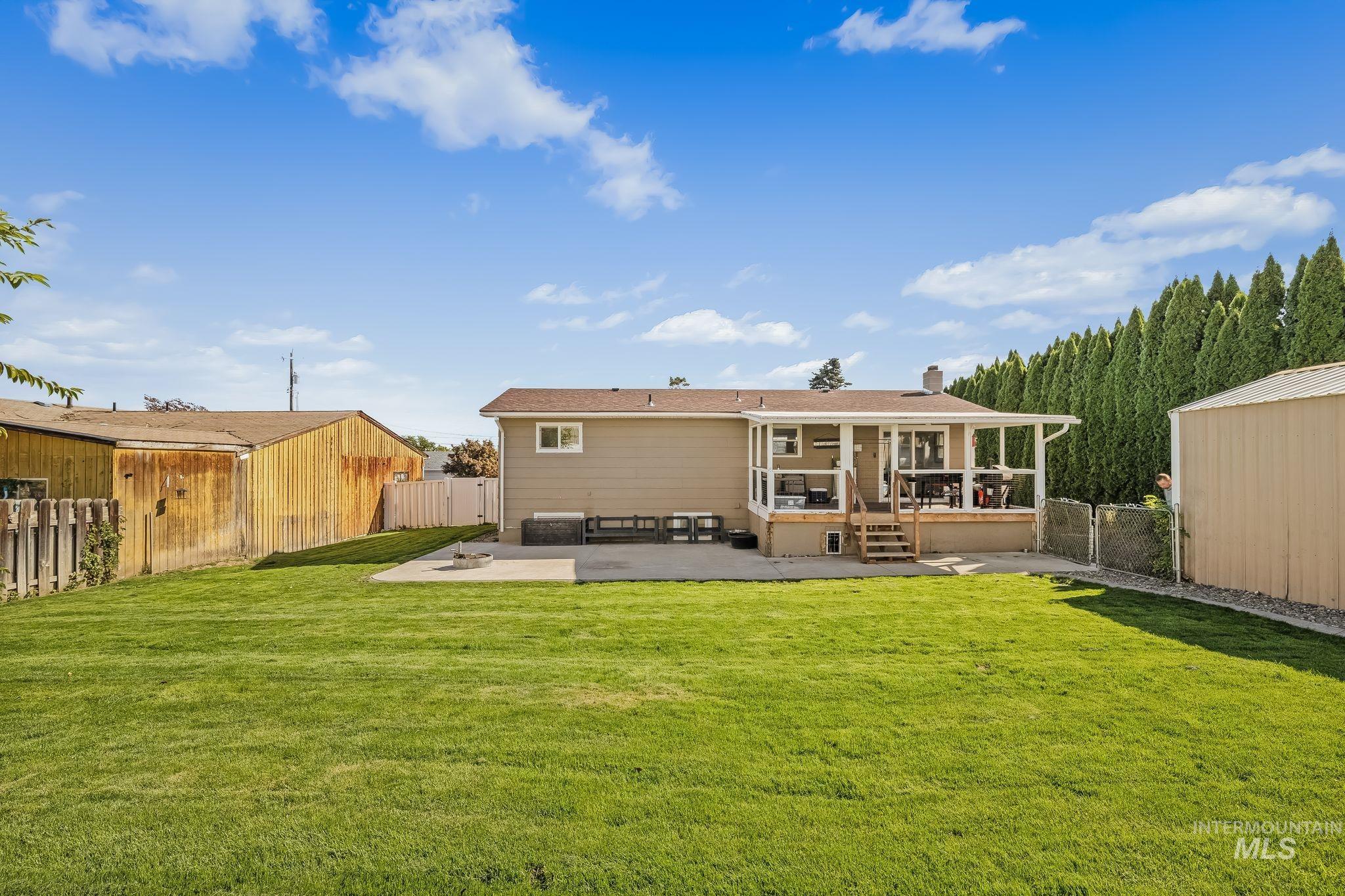 3818 17th Street, Lewiston, Idaho 83501, 4 Bedrooms, 2 Bathrooms, Residential For Sale, Price $439,000, 99002286