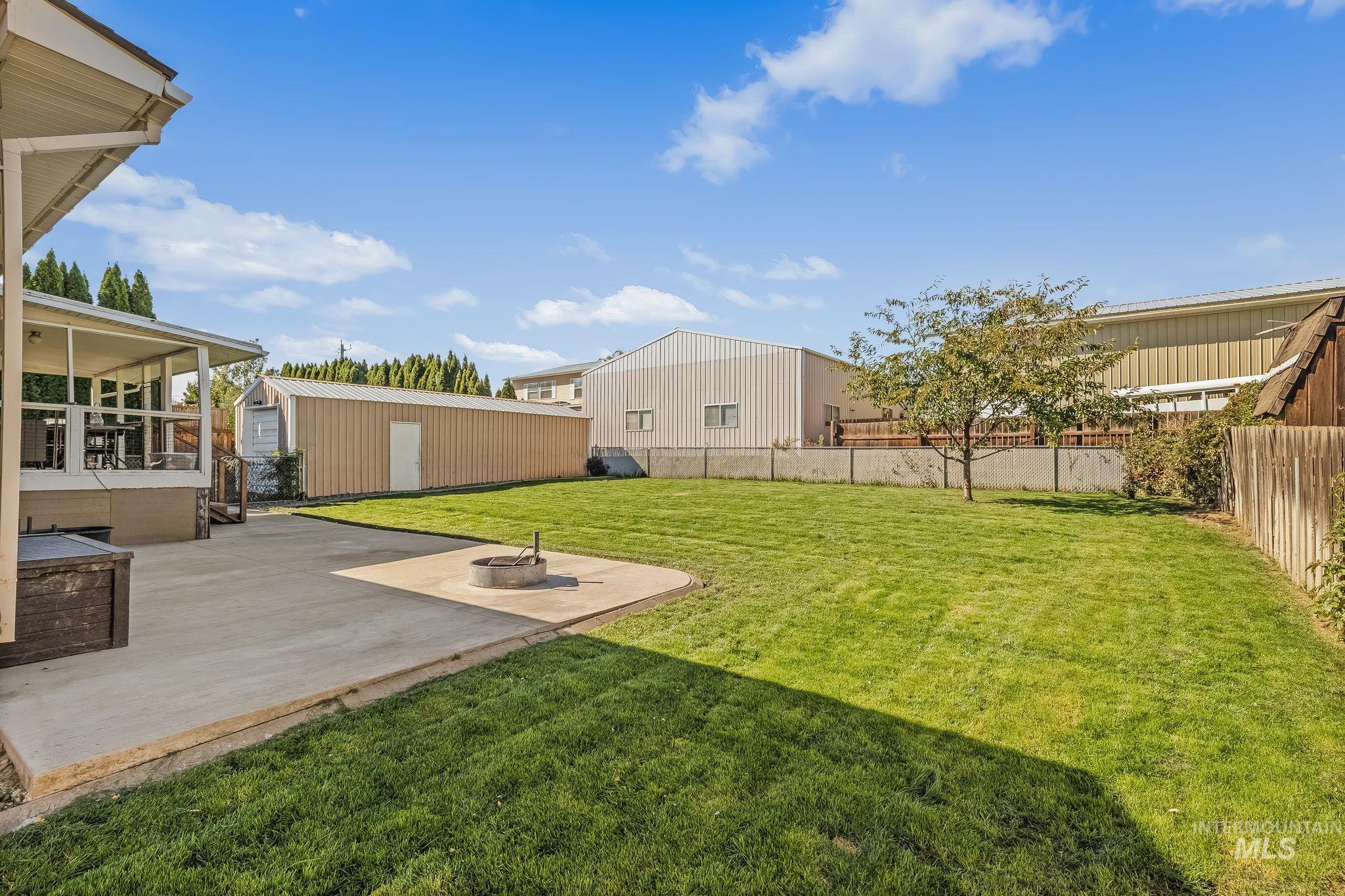3818 17th Street, Lewiston, Idaho 83501, 4 Bedrooms, 2 Bathrooms, Residential For Sale, Price $439,000, 99002286