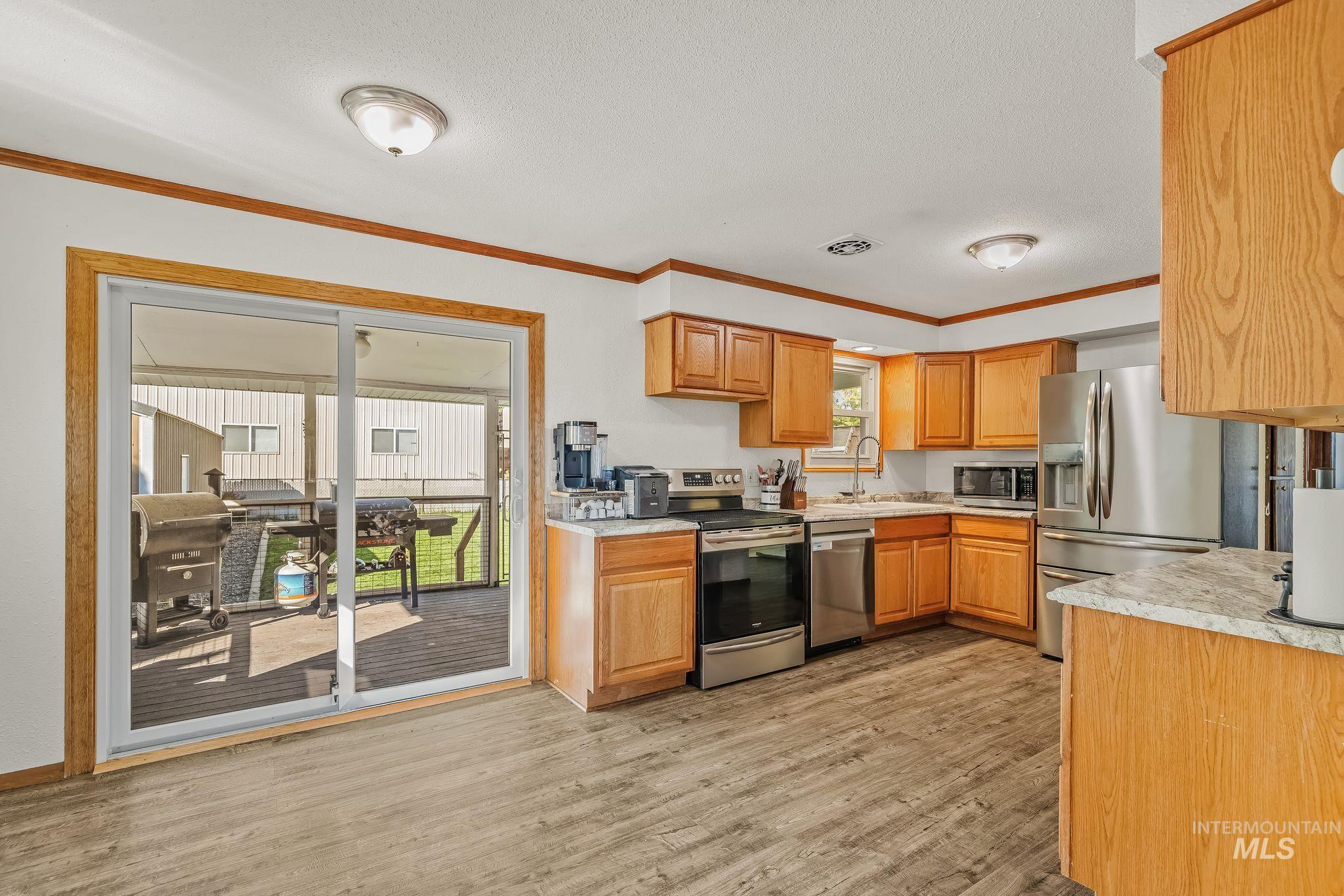 3818 17th Street, Lewiston, Idaho 83501, 4 Bedrooms, 2 Bathrooms, Residential For Sale, Price $439,000, 99002286