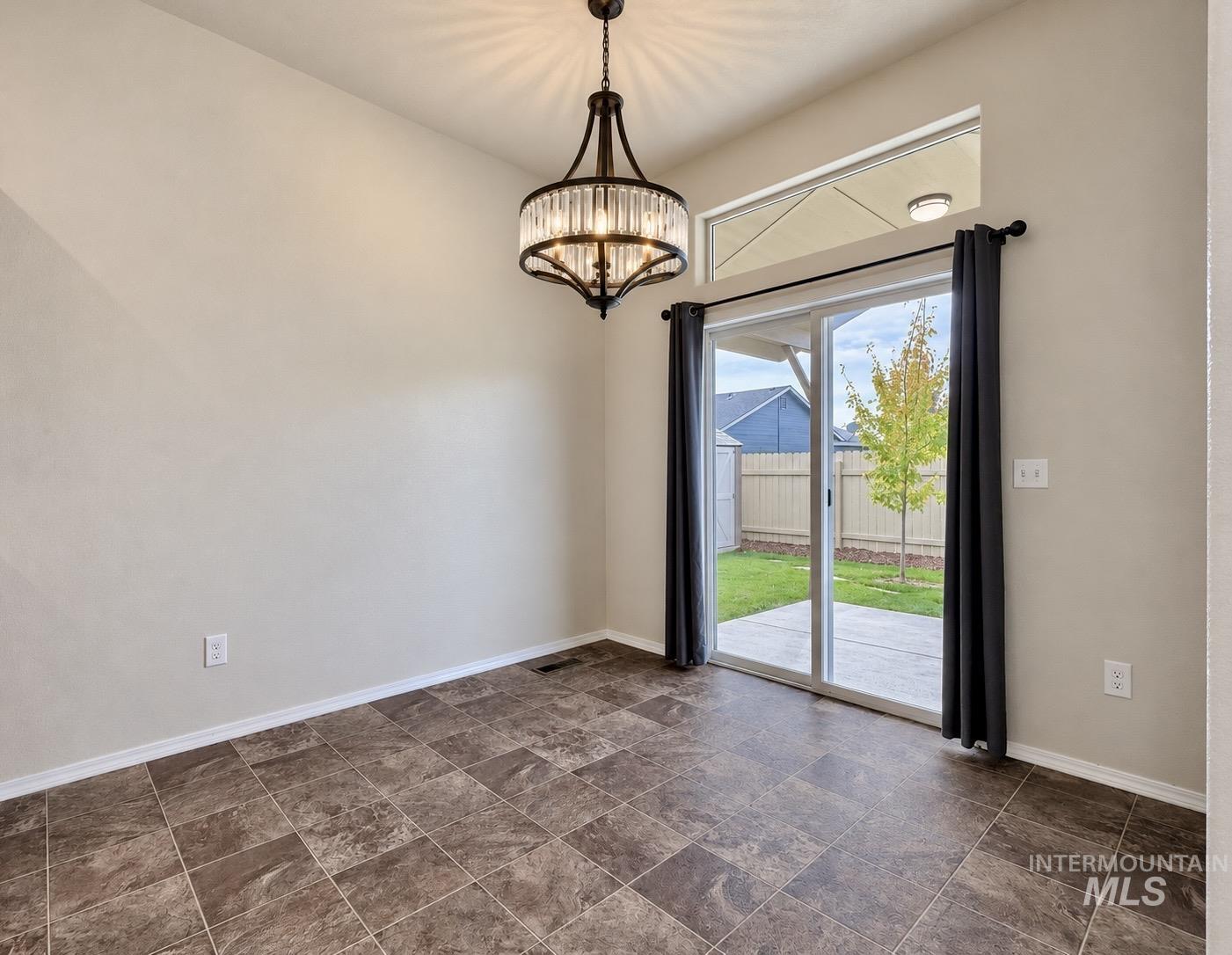 1014 Empire Dr, Caldwell, Idaho 83607, 3 Bedrooms, 2 Bathrooms, Residential For Sale, Price $359,900, 99002291