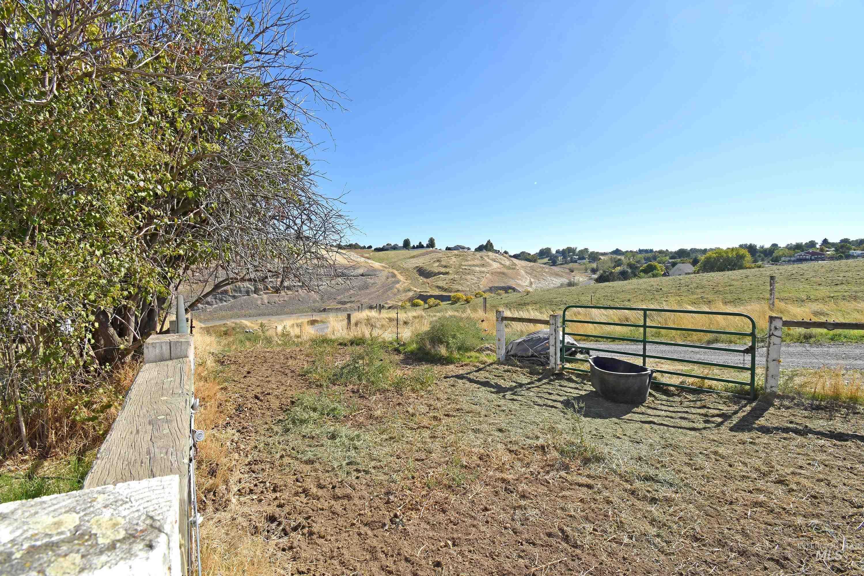 2795 Ben Johnson Road, Clarkston, Washington 99403, 2 Bedrooms, 1 Bathroom, Residential For Sale, Price $350,000, 99002294