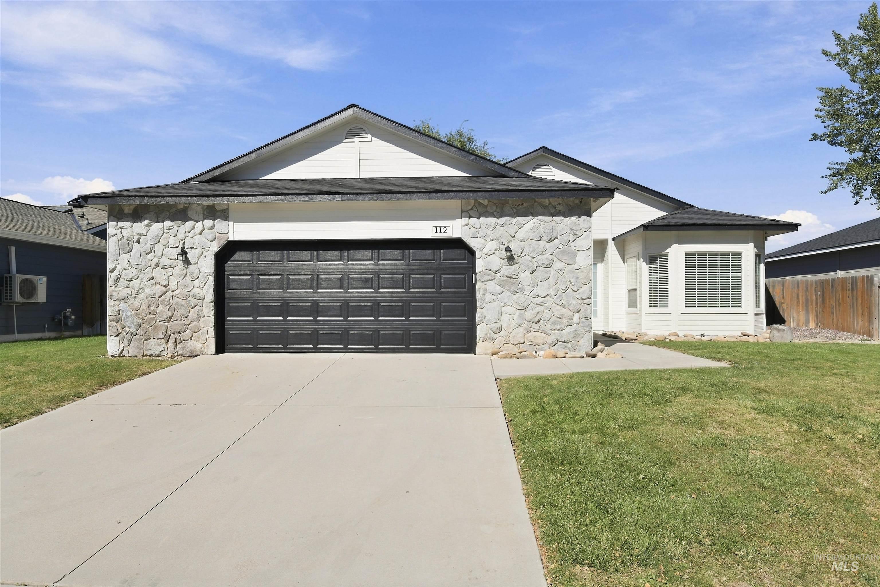 112 W Davenport Dr, Meridian, Idaho 83642, 3 Bedrooms, 2 Bathrooms, Residential For Sale, Price $437,500,MLS 99002295