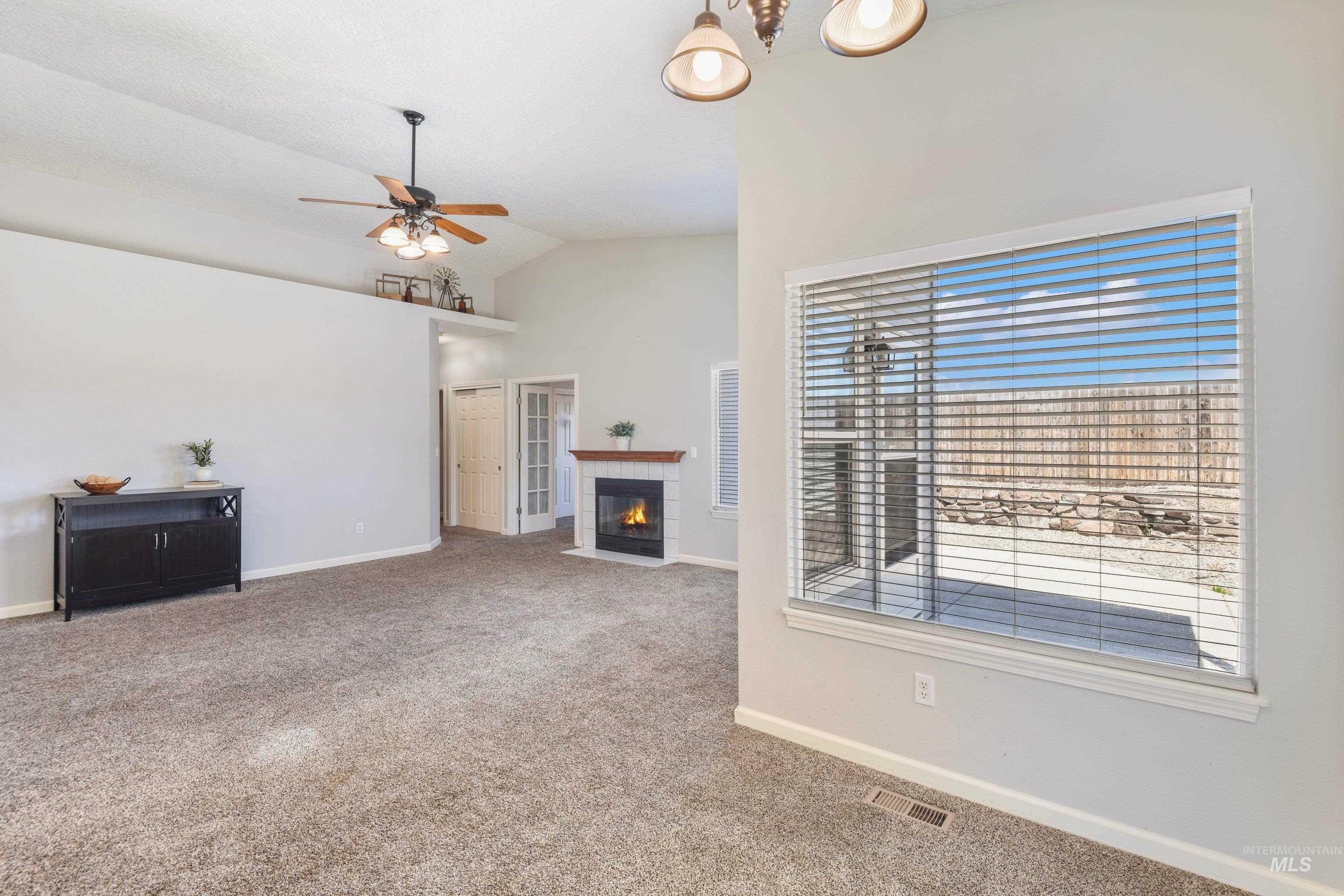 112 W Davenport Dr, Meridian, Idaho 83642, 3 Bedrooms, 2 Bathrooms, Residential For Sale, Price $437,500,MLS 99002295