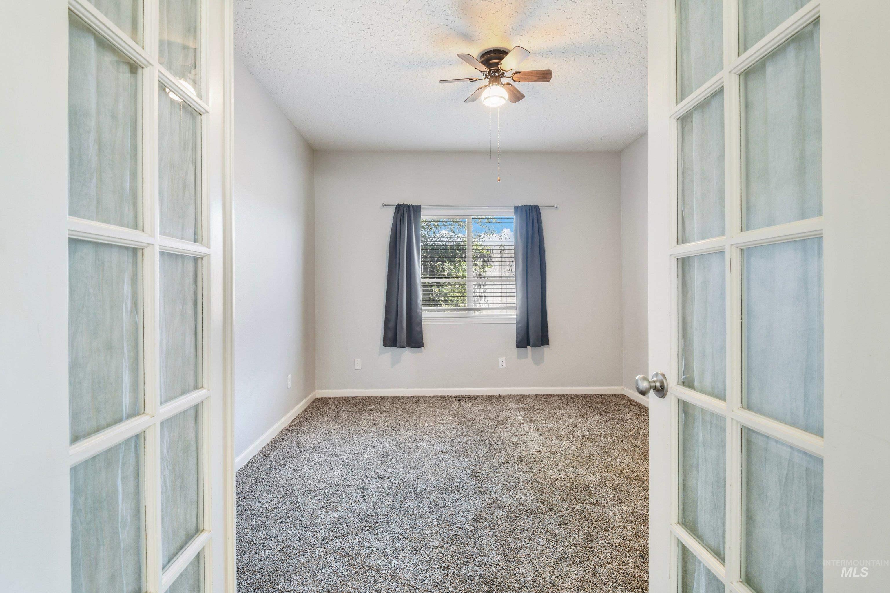 112 W Davenport Dr, Meridian, Idaho 83642, 3 Bedrooms, 2 Bathrooms, Residential For Sale, Price $437,500,MLS 99002295
