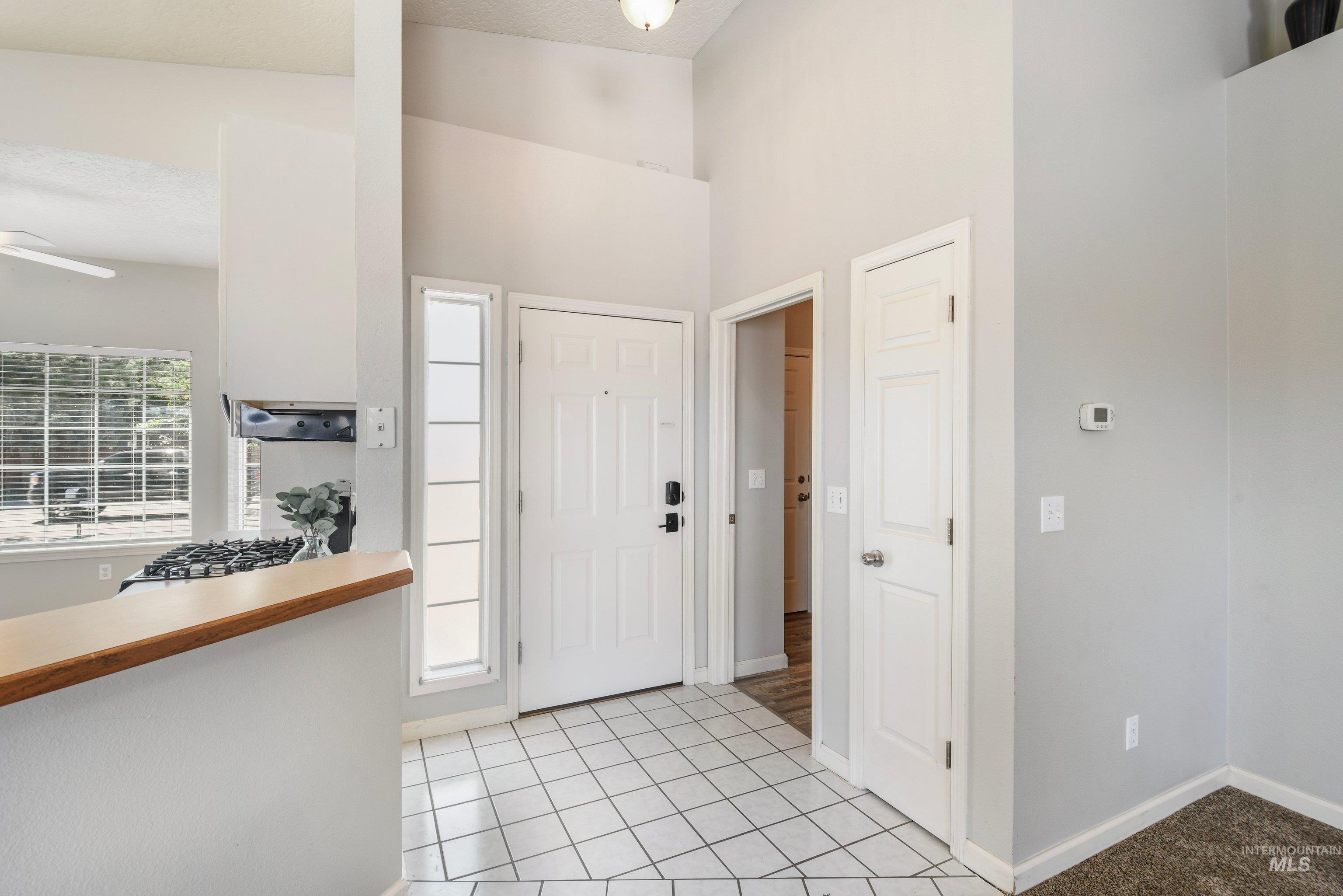 112 W Davenport Dr, Meridian, Idaho 83642, 3 Bedrooms, 2 Bathrooms, Residential For Sale, Price $437,500,MLS 99002295