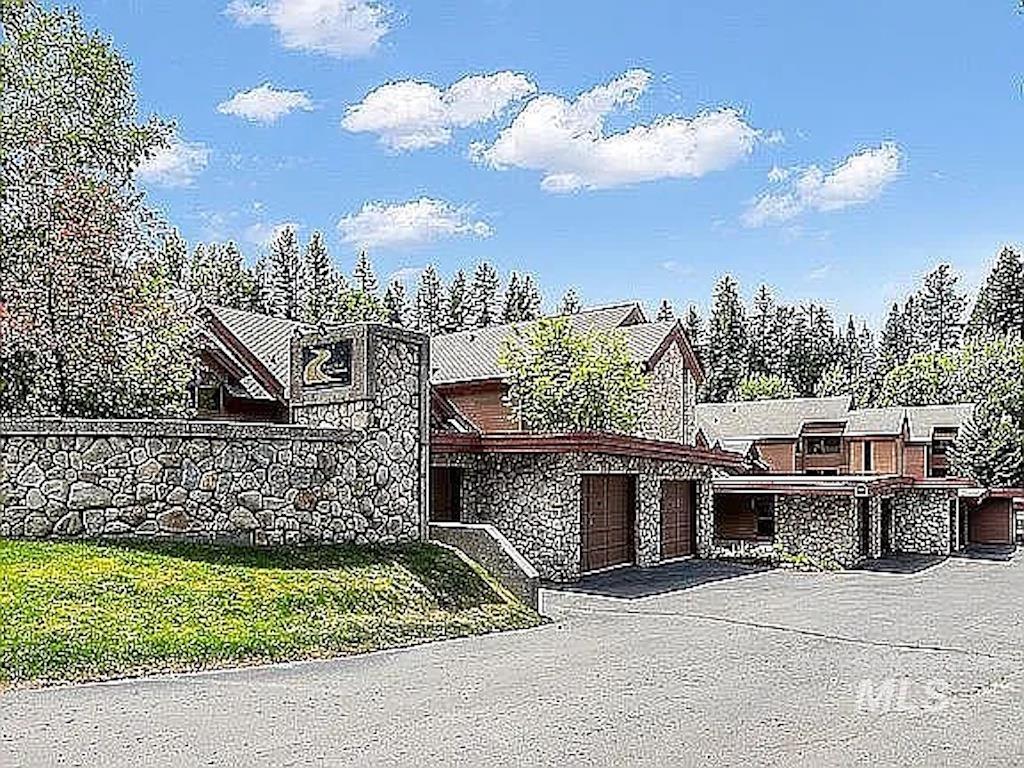 302 Mather Rd, McCall, Idaho 83638, 2 Bedrooms, 2 Bathrooms, Residential For Sale, Price $775,000,MLS 99002302