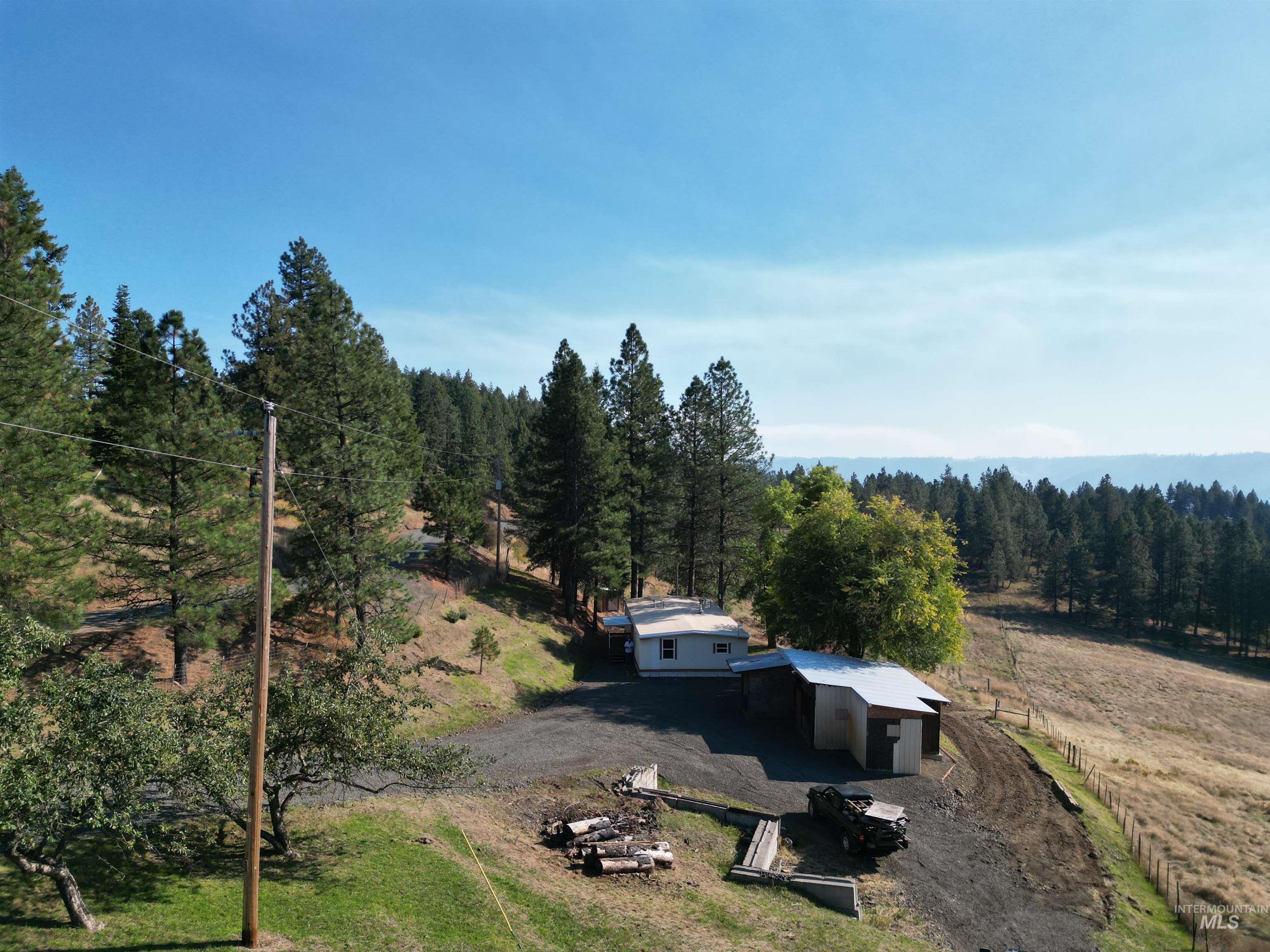 4099 Lakeview Road, Orofino, Idaho 83544, 2 Bedrooms, 2 Bathrooms, Residential For Sale, Price $325,000,MLS 99002304