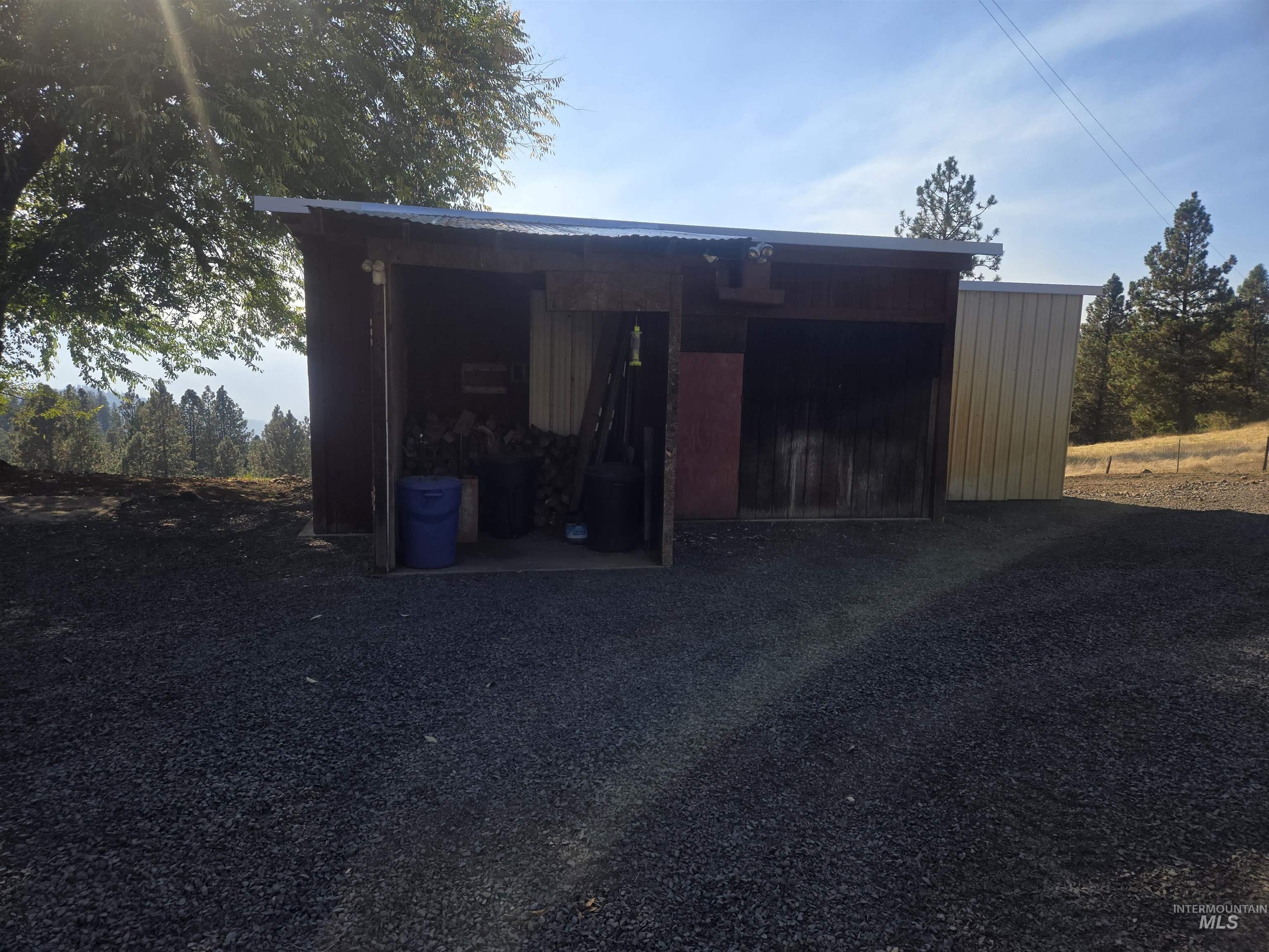 4099 Lakeview Road, Orofino, Idaho 83544, 2 Bedrooms, 2 Bathrooms, Residential For Sale, Price $325,000,MLS 99002304