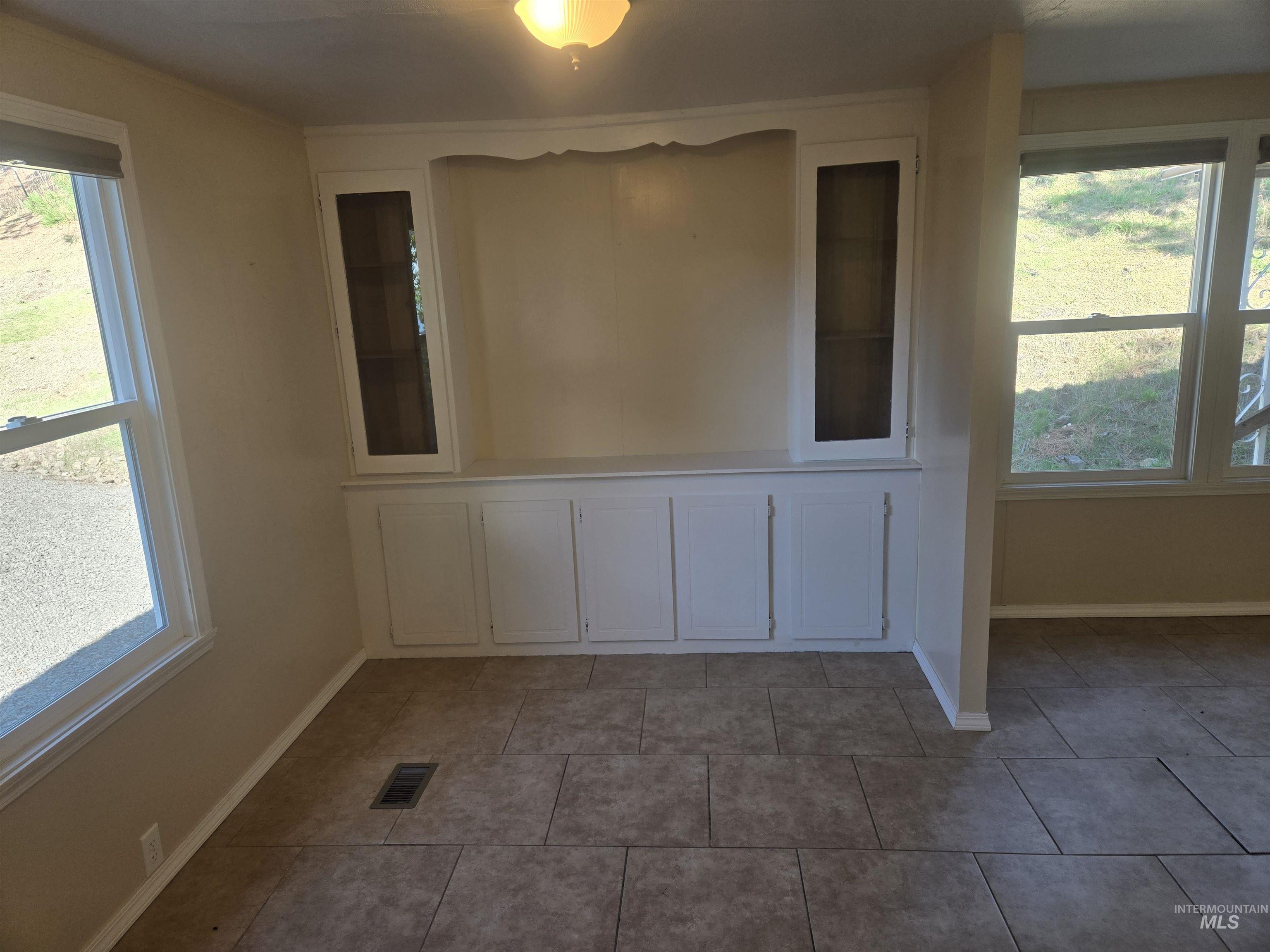4099 Lakeview Road, Orofino, Idaho 83544, 2 Bedrooms, 2 Bathrooms, Residential For Sale, Price $325,000,MLS 99002304