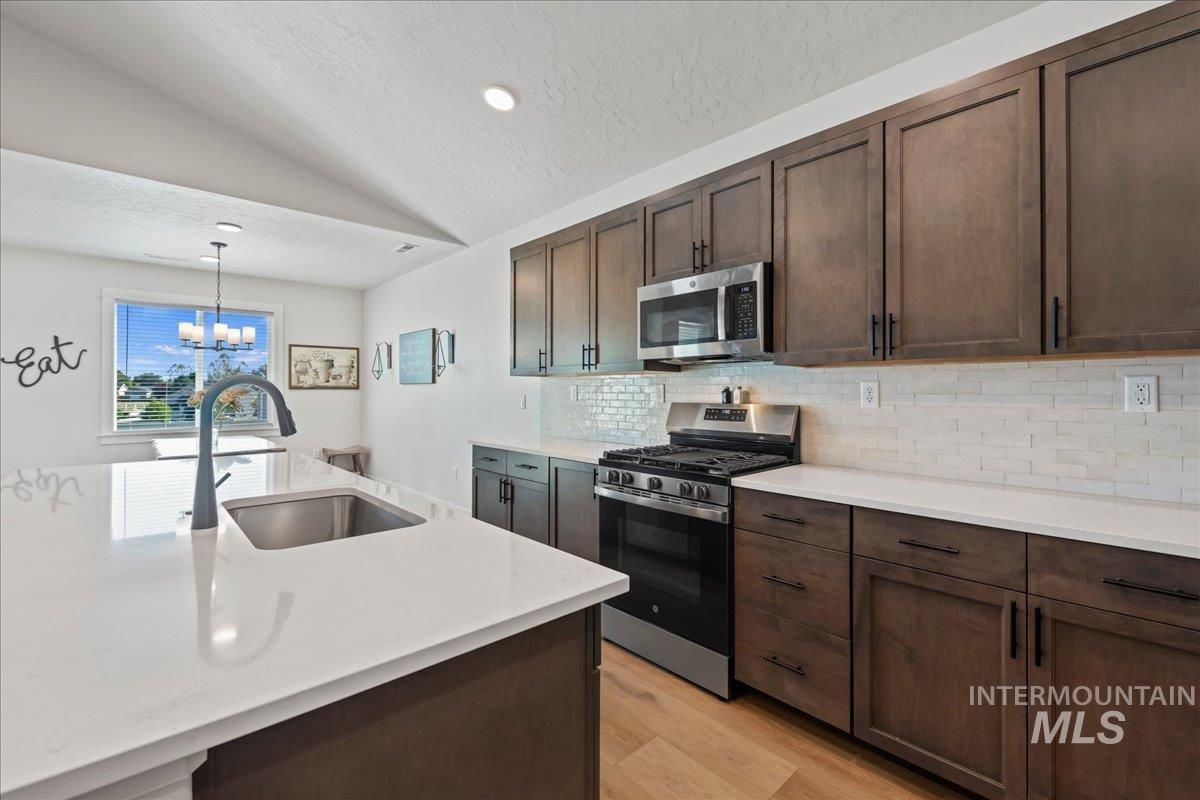 1914 N Perth Ave, Middleton, Idaho 83644, 4 Bedrooms, 2 Bathrooms, Residential For Sale, Price $574,900,MLS 99002305