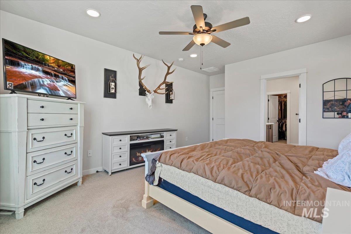 1914 N Perth Ave, Middleton, Idaho 83644, 4 Bedrooms, 2 Bathrooms, Residential For Sale, Price $574,900,MLS 99002305