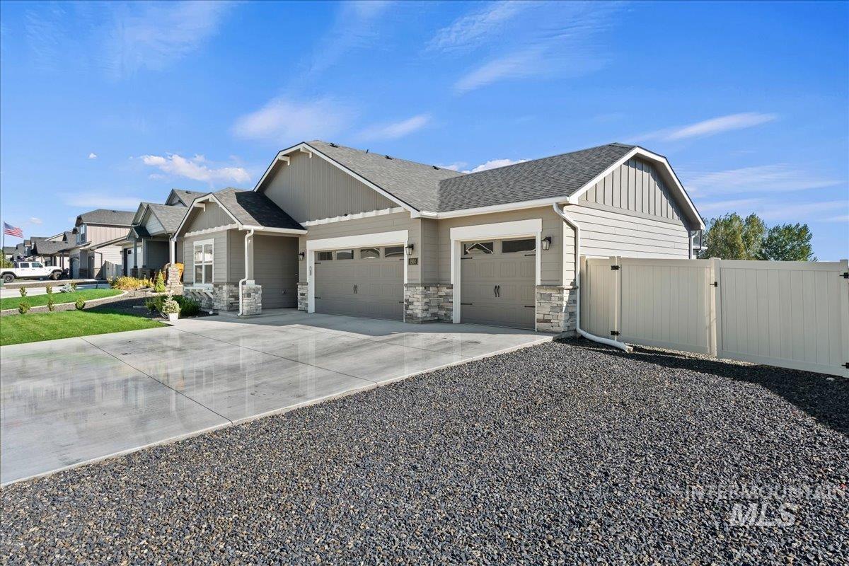 1914 N Perth Ave, Middleton, Idaho 83644, 4 Bedrooms, 2 Bathrooms, Residential For Sale, Price $574,900,MLS 99002305