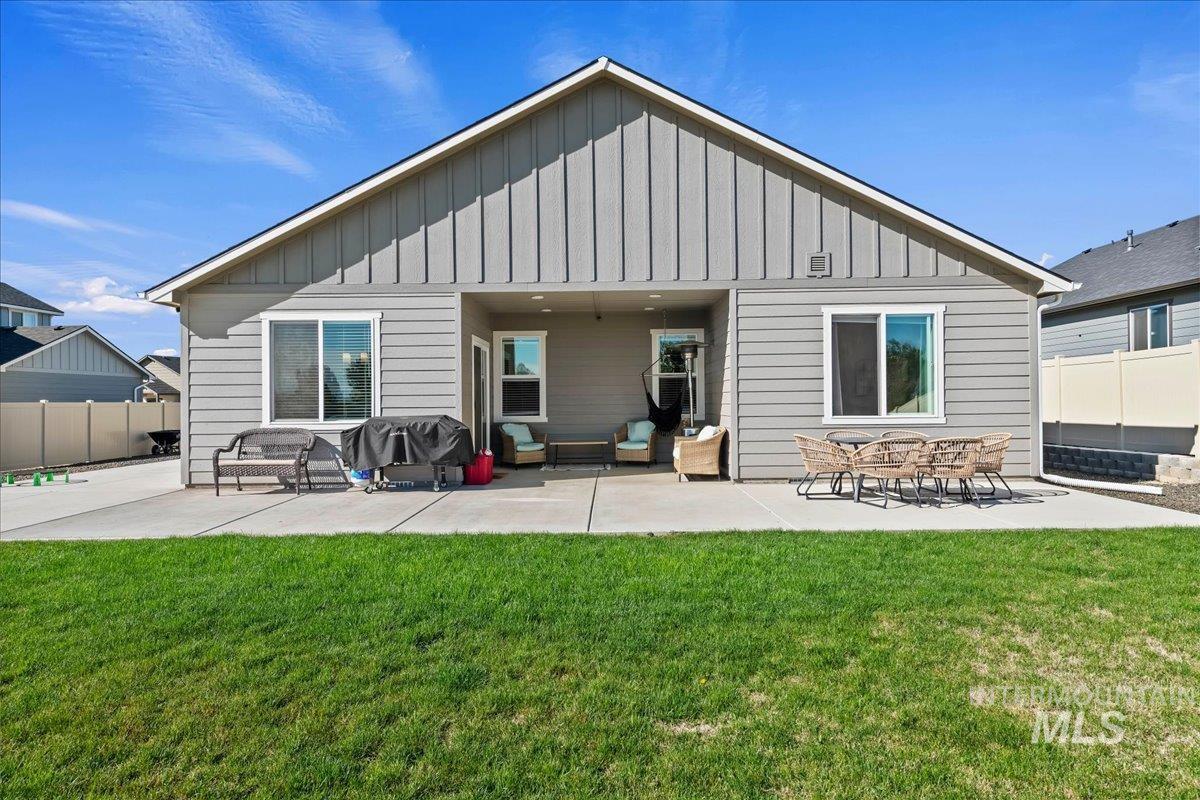 1914 N Perth Ave, Middleton, Idaho 83644, 4 Bedrooms, 2 Bathrooms, Residential For Sale, Price $574,900,MLS 99002305