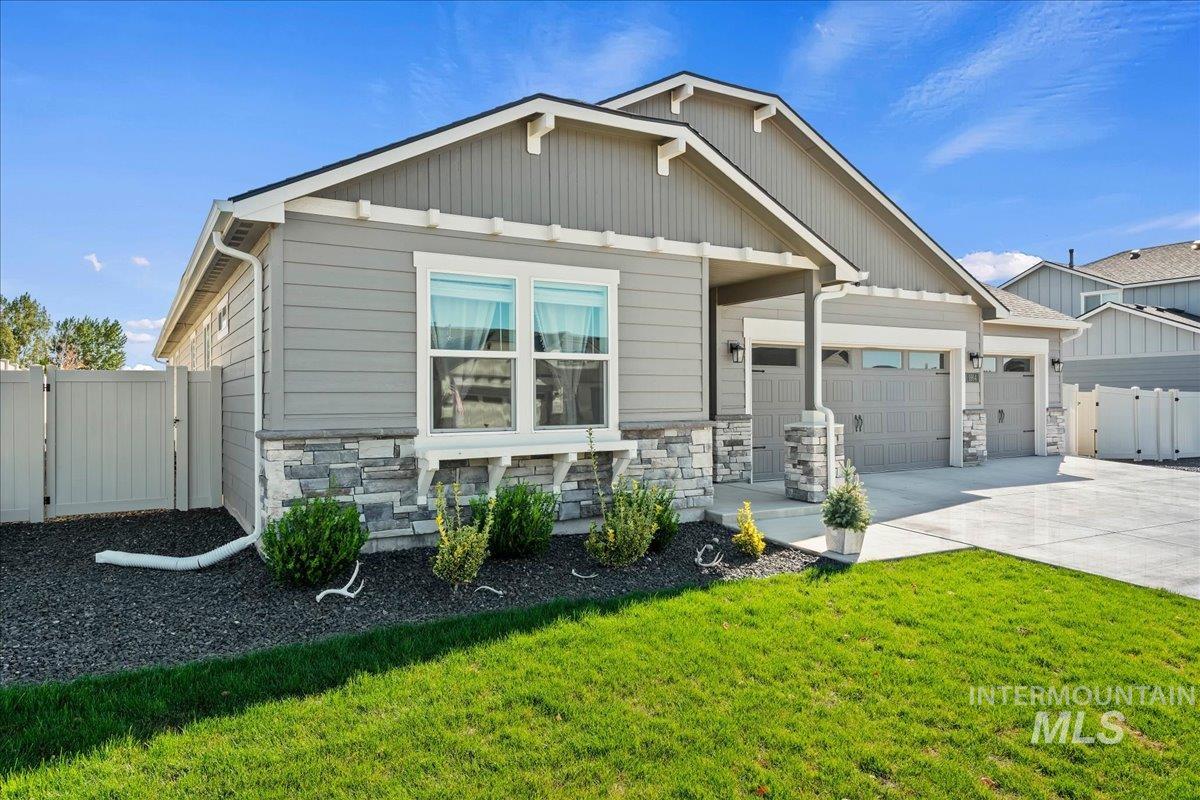 1914 N Perth Ave, Middleton, Idaho 83644, 4 Bedrooms, 2 Bathrooms, Residential For Sale, Price $574,900,MLS 99002305