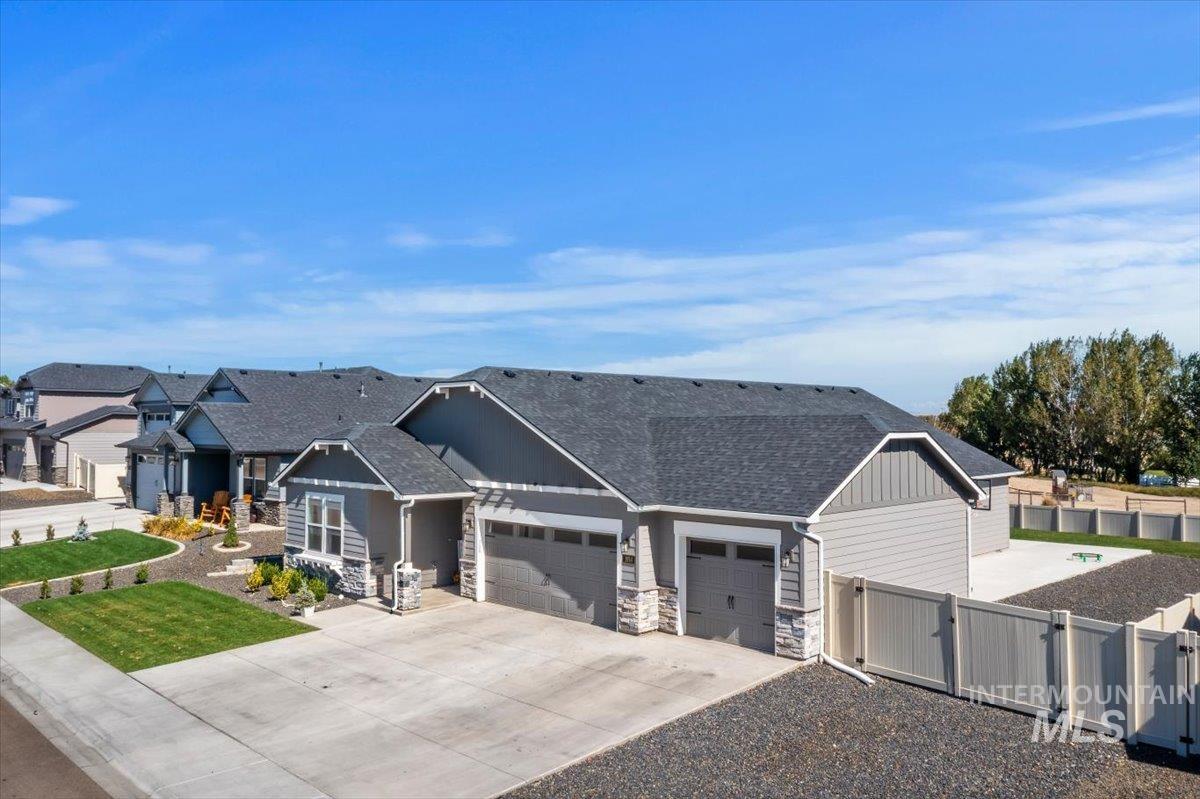 1914 N Perth Ave, Middleton, Idaho 83644, 4 Bedrooms, 2 Bathrooms, Residential For Sale, Price $574,900,MLS 99002305