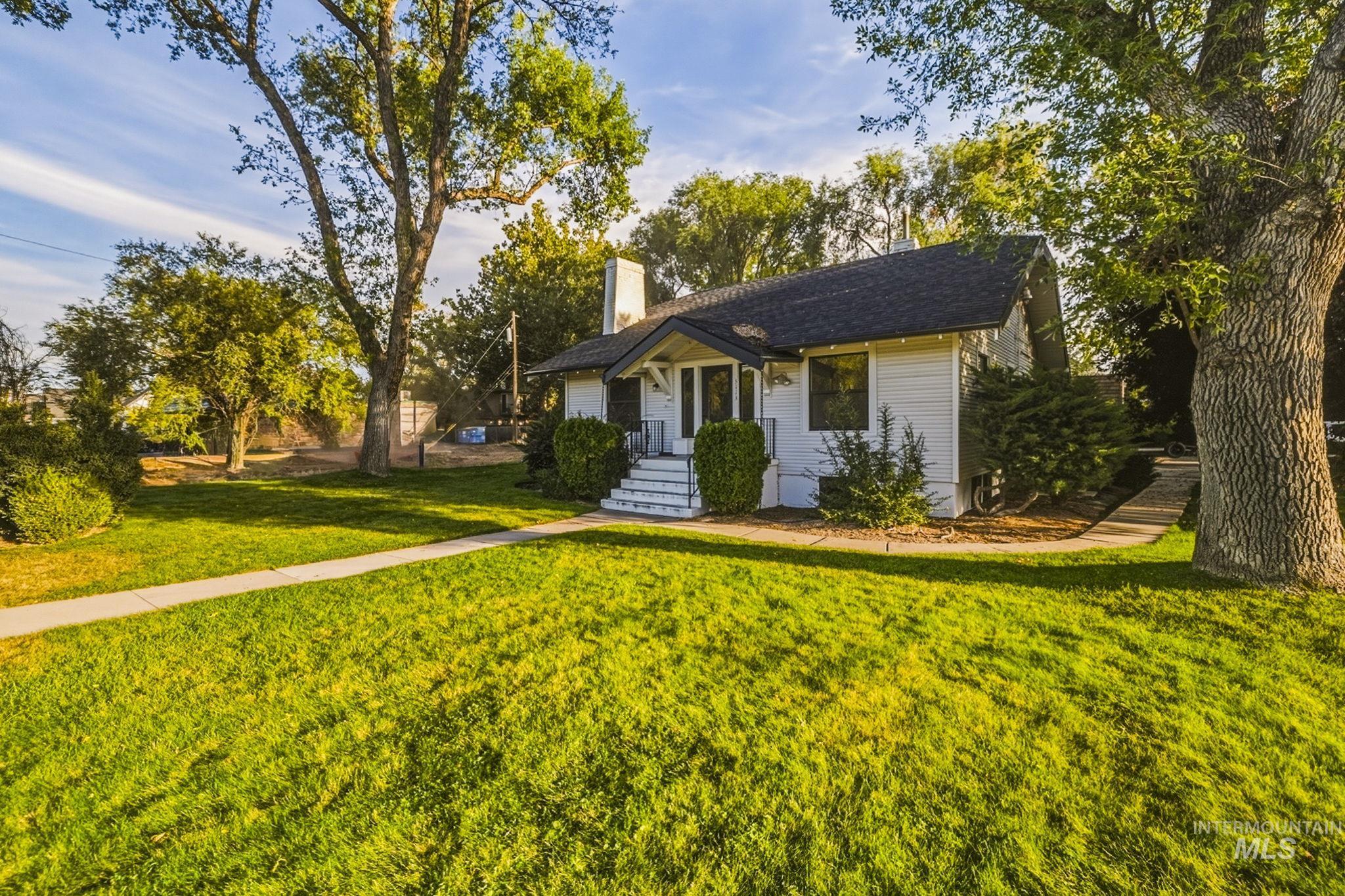 3113 W. Overland Road, Boise, Idaho 83705, 2 Bathrooms, Residential For Sale, Price $830,000,MLS 99002337