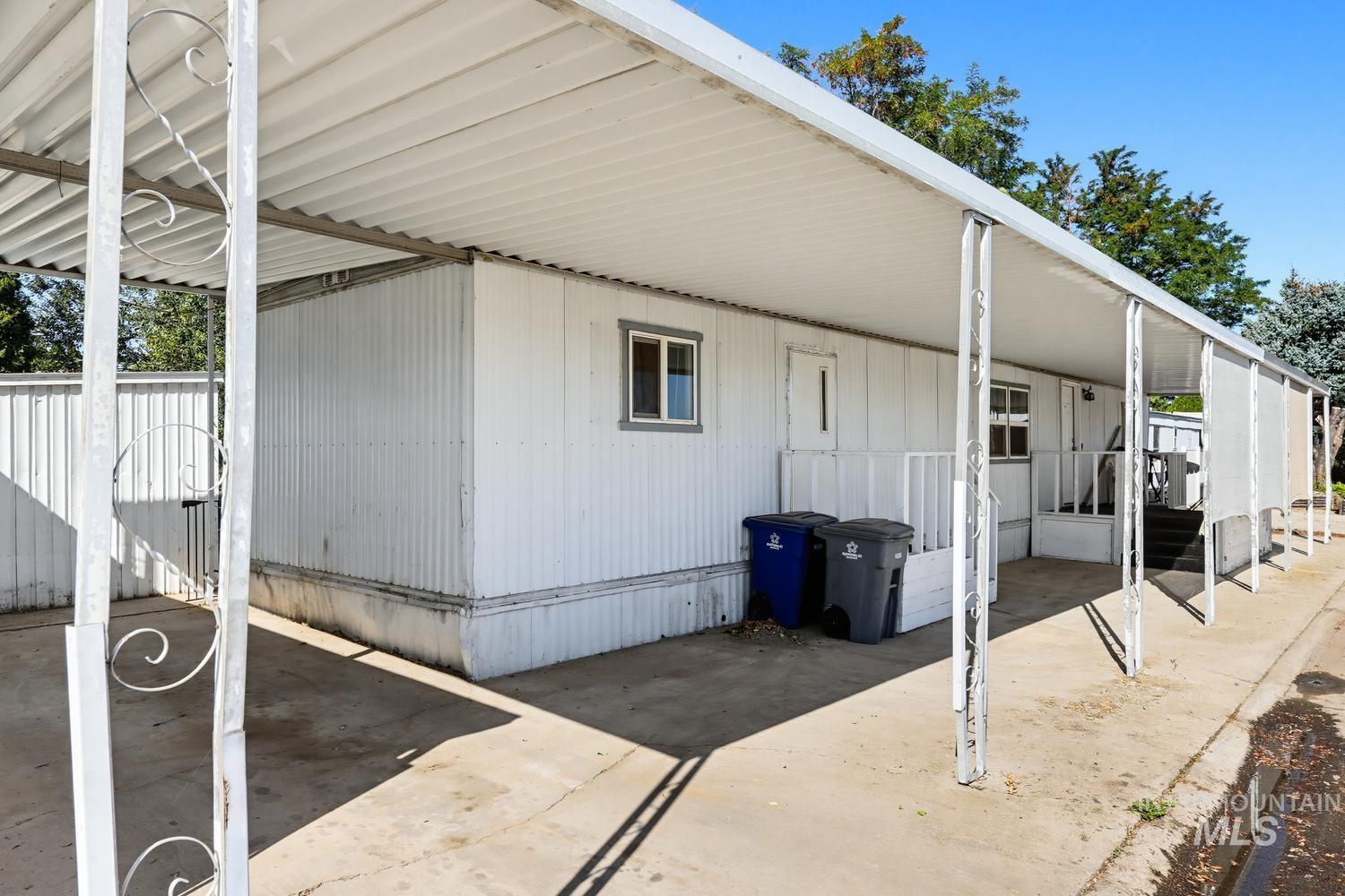 1715 W Flamingo Ave, Nampa, Idaho 83651, 2 Bedrooms, 1 Bathroom, Residential For Sale, Price $40,000,MLS 99002349