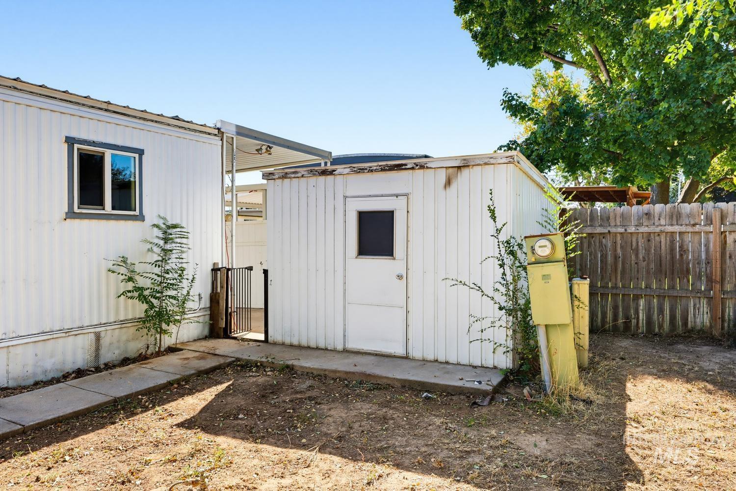 1715 W Flamingo Ave, Nampa, Idaho 83651, 2 Bedrooms, 1 Bathroom, Residential For Sale, Price $40,000,MLS 99002349
