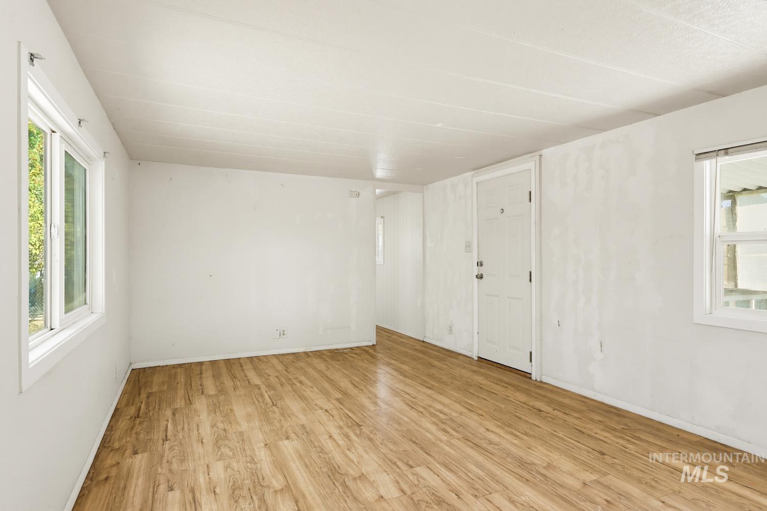 1715 W Flamingo Ave, Nampa, Idaho 83651, 2 Bedrooms, 1 Bathroom, Residential For Sale, Price $40,000,MLS 99002349