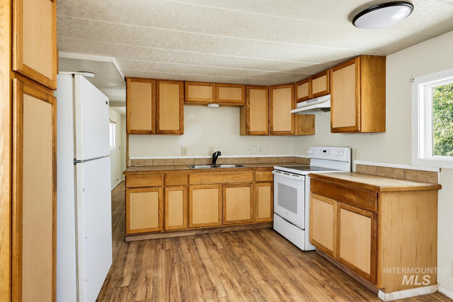 1715 W Flamingo Ave, Nampa, Idaho 83651, 2 Bedrooms, 1 Bathroom, Residential For Sale, Price $40,000,MLS 99002349