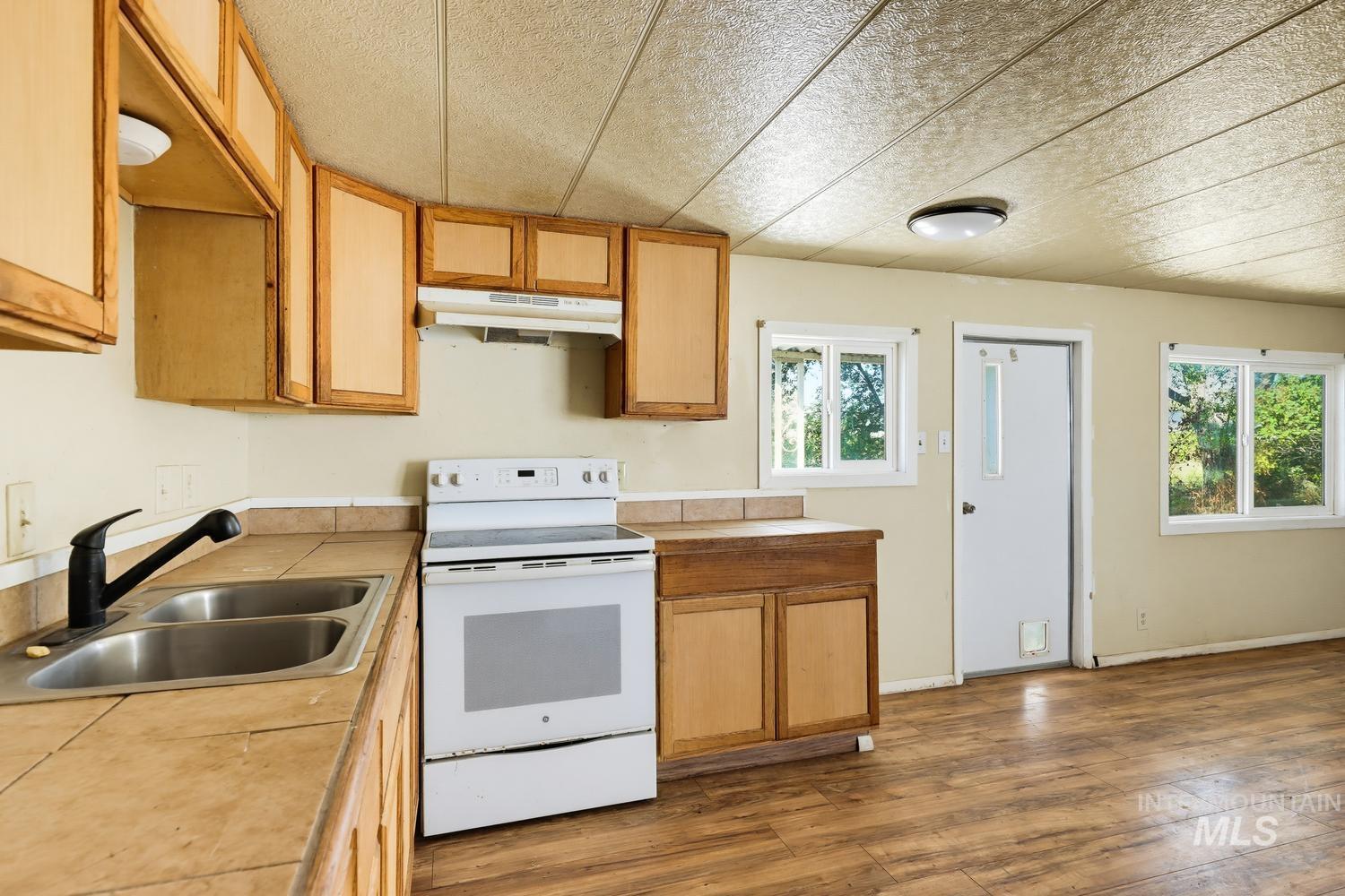 1715 W Flamingo Ave, Nampa, Idaho 83651, 2 Bedrooms, 1 Bathroom, Residential For Sale, Price $40,000,MLS 99002349