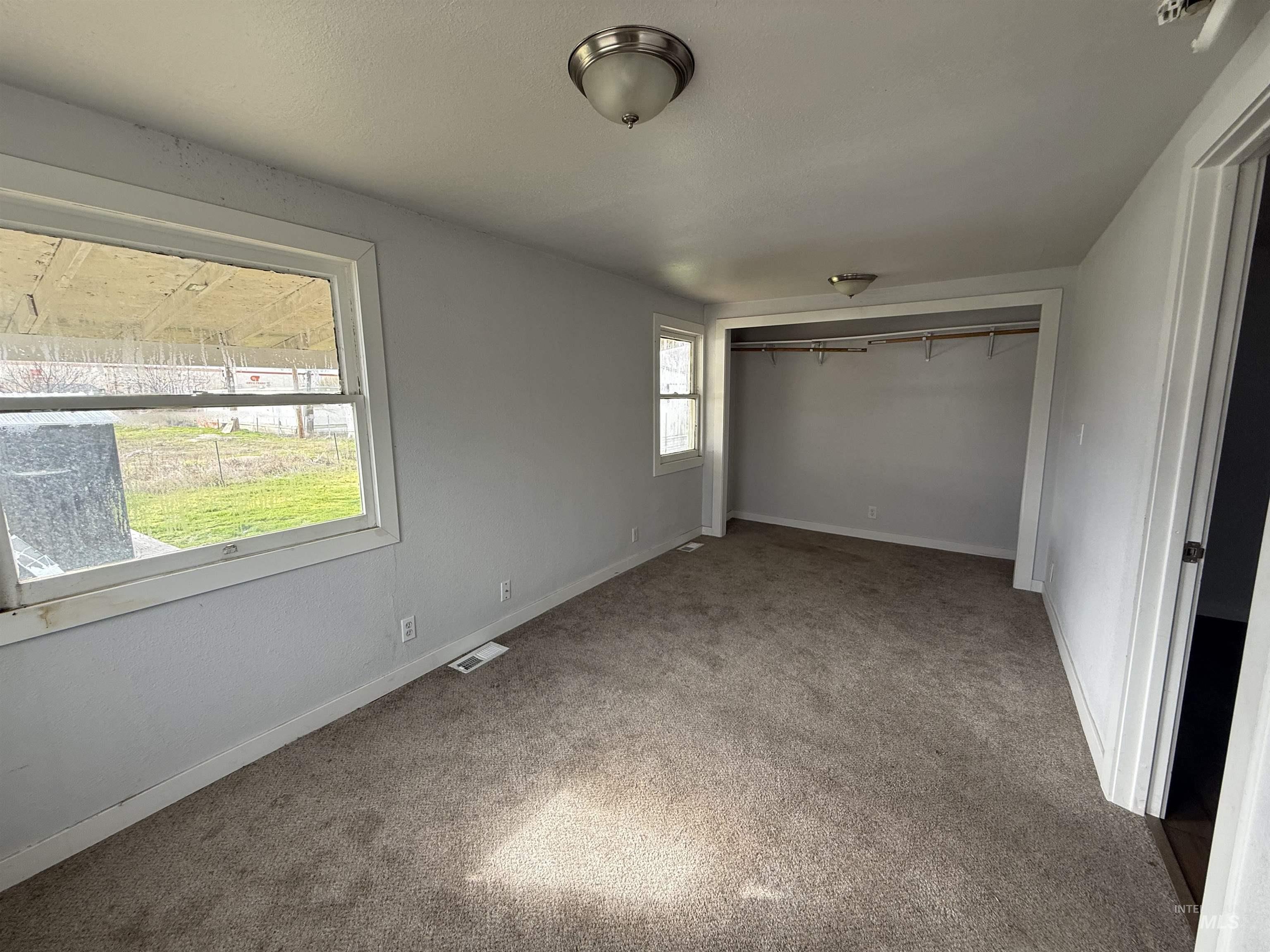 447 1st St N, Nampa, Idaho 83687, 2 Bedrooms, 2 Bathrooms, Residential For Sale, Price $15,000,MLS 99002375