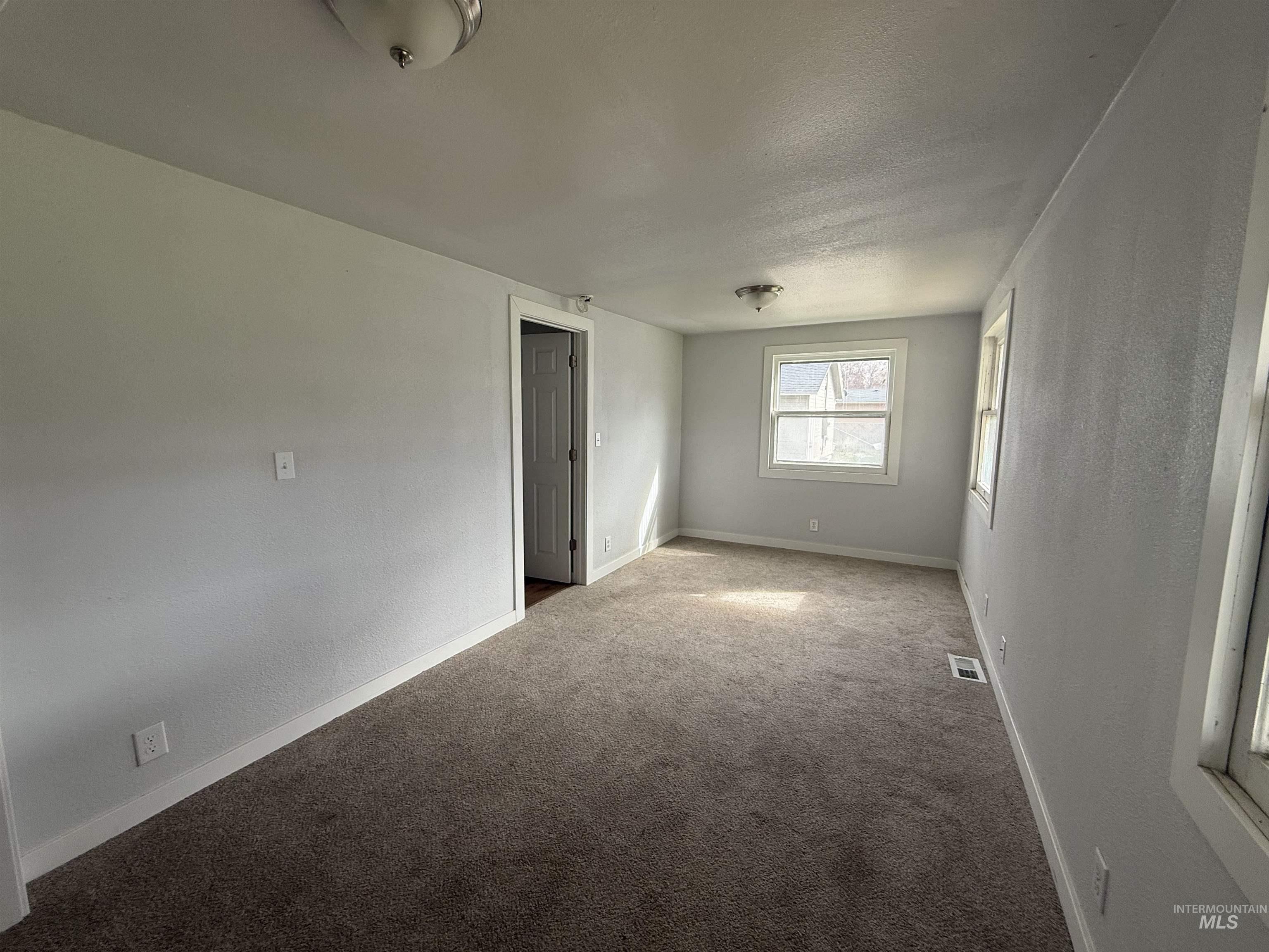447 1st St N, Nampa, Idaho 83687, 2 Bedrooms, 2 Bathrooms, Residential For Sale, Price $15,000,MLS 99002375