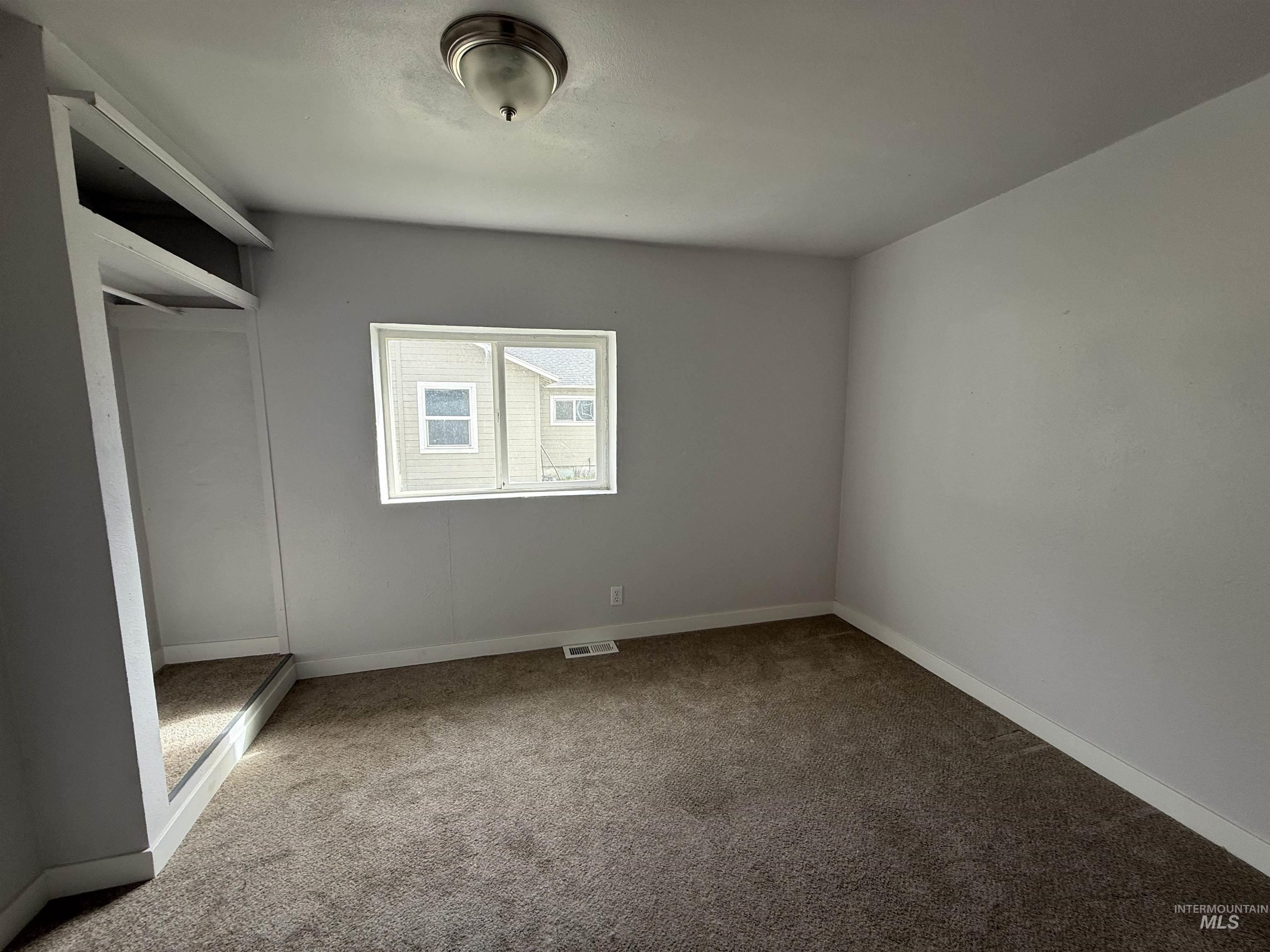 447 1st St N, Nampa, Idaho 83687, 2 Bedrooms, 2 Bathrooms, Residential For Sale, Price $15,000,MLS 99002375