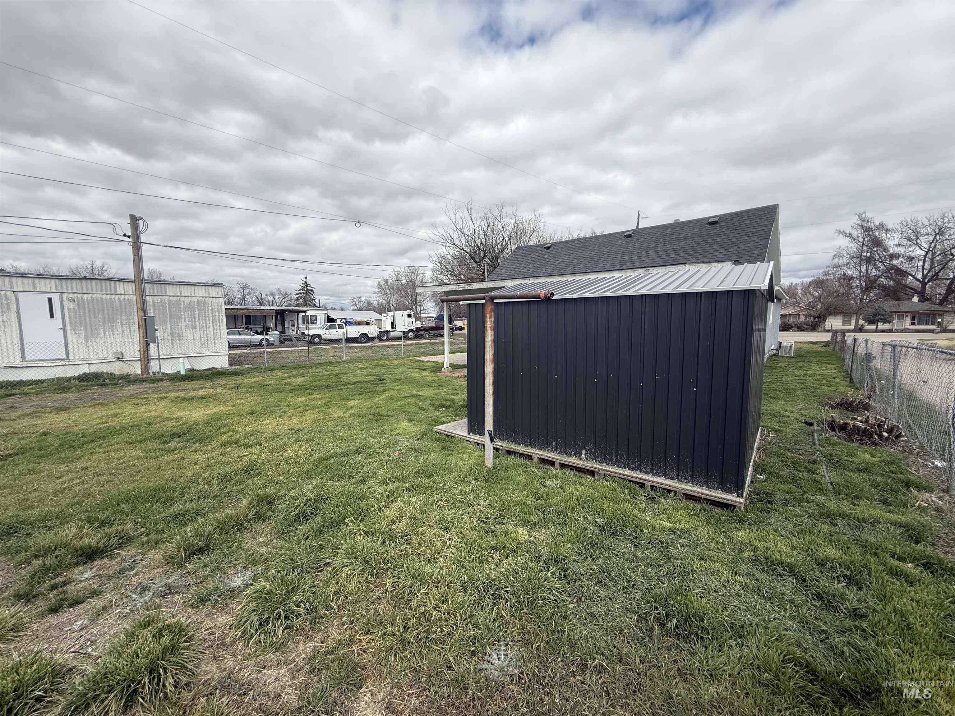 447 1st St N, Nampa, Idaho 83687, 2 Bedrooms, 2 Bathrooms, Residential For Sale, Price $15,000,MLS 99002375