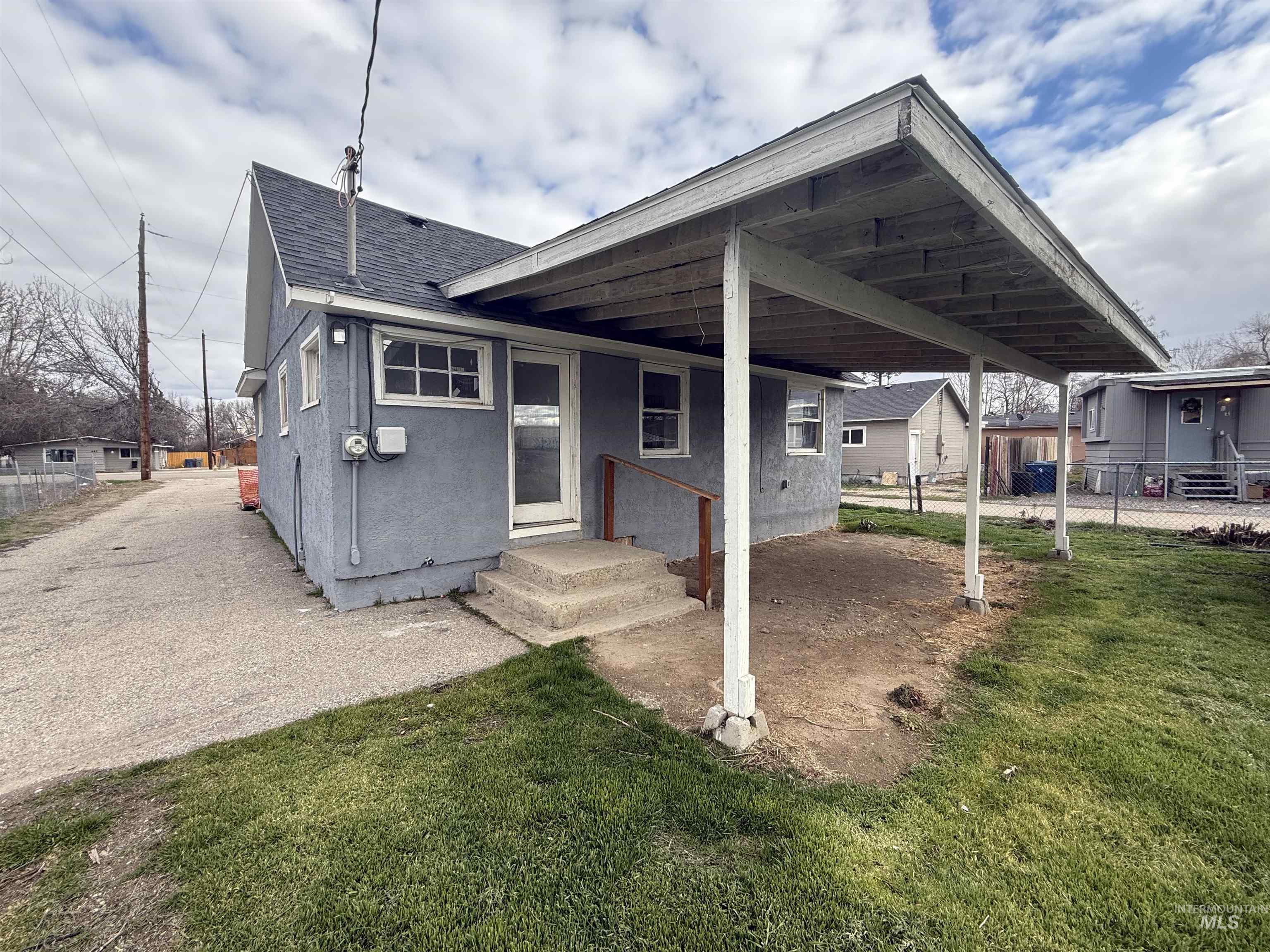 447 1st St N, Nampa, Idaho 83687, 2 Bedrooms, 2 Bathrooms, Residential For Sale, Price $15,000,MLS 99002375