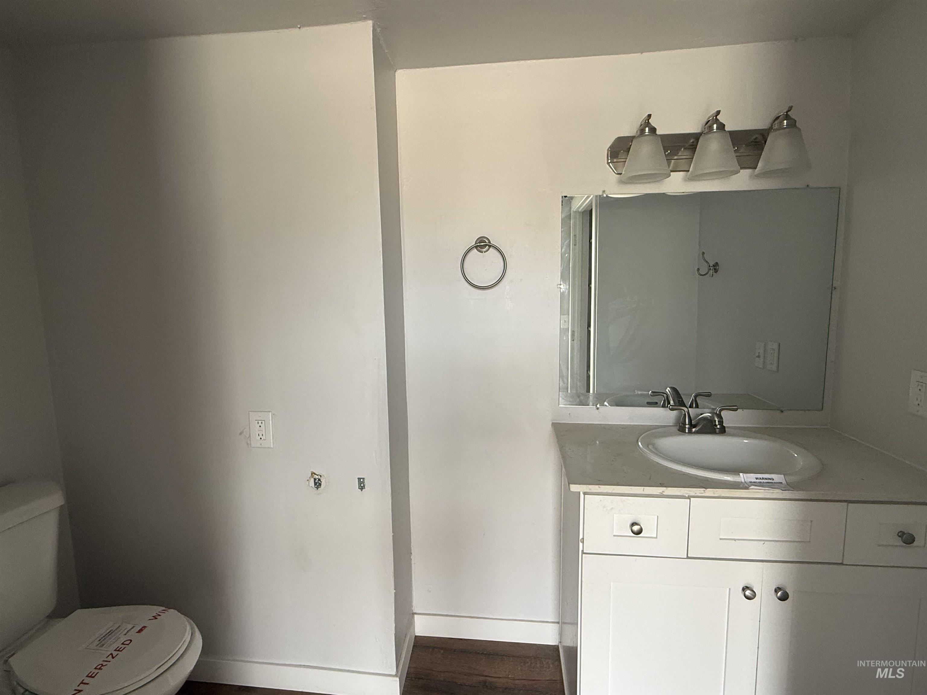 447 1st St N, Nampa, Idaho 83687, 2 Bedrooms, 2 Bathrooms, Residential For Sale, Price $15,000,MLS 99002375