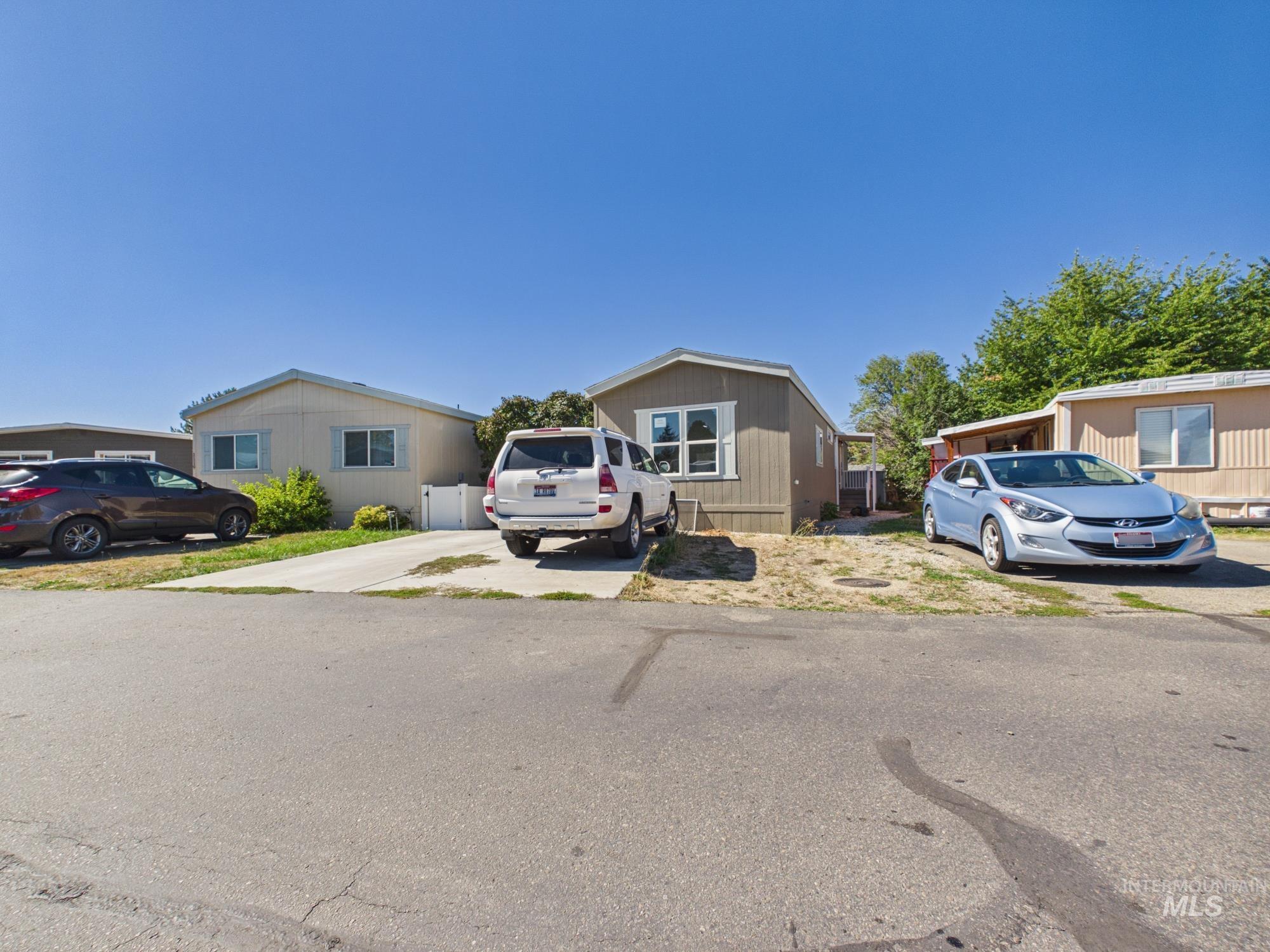 1123 N Sable, Boise, Idaho 83704, 3 Bedrooms, 2 Bathrooms, Residential For Sale, Price $115,000,MLS 99002377