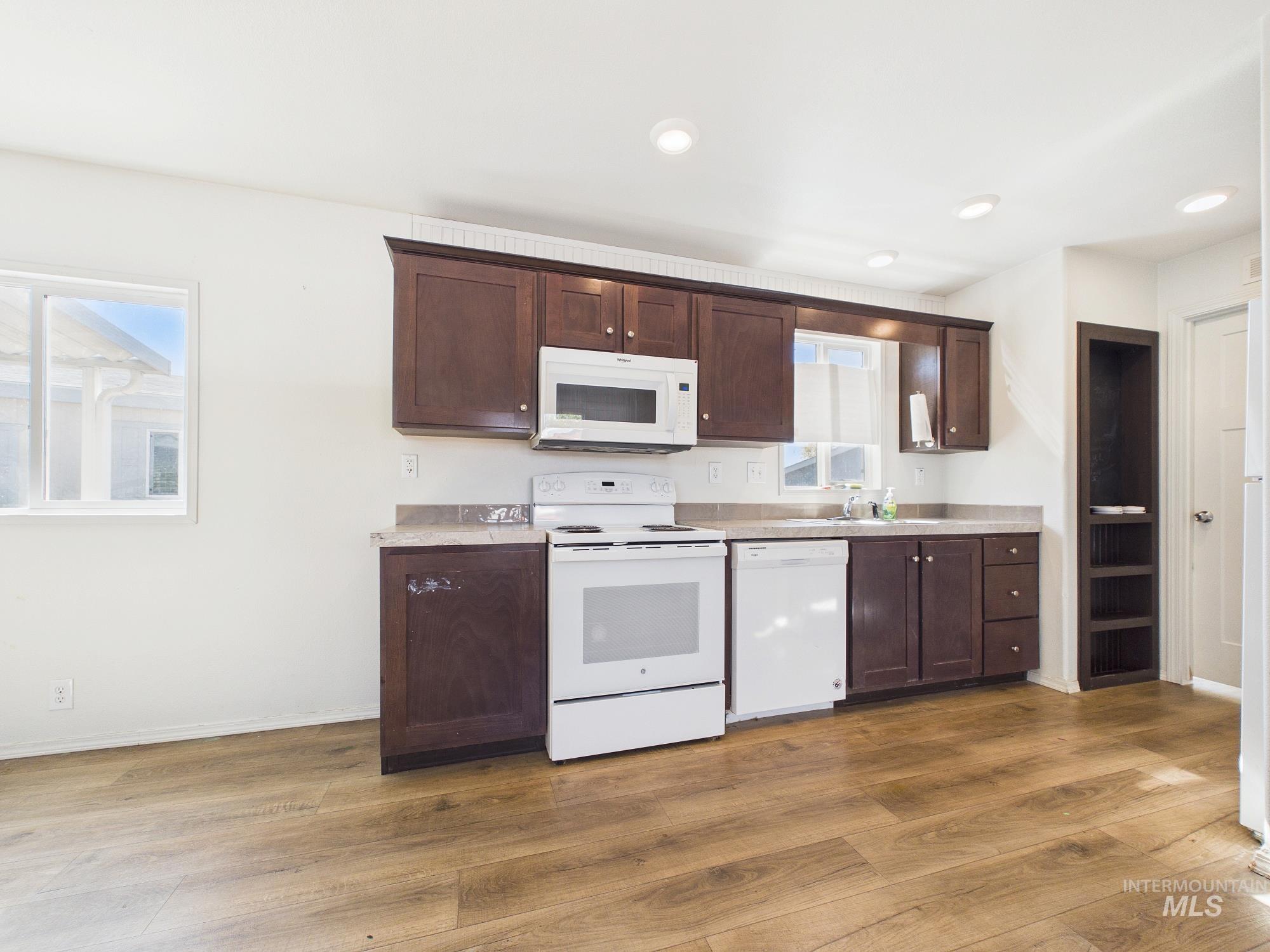 1123 N Sable, Boise, Idaho 83704, 3 Bedrooms, 2 Bathrooms, Residential For Sale, Price $115,000,MLS 99002377