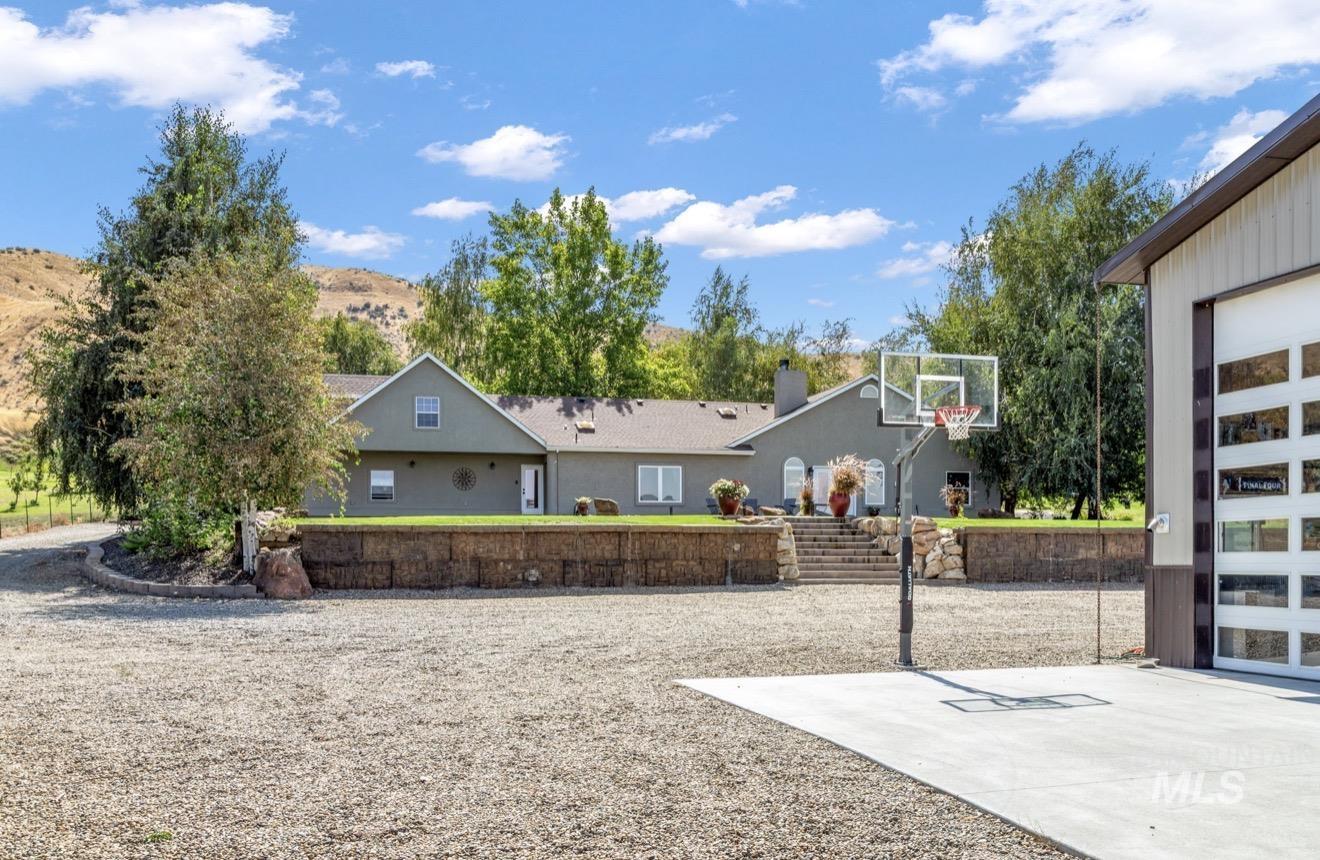 4430 Marvel Ln, Emmett, Idaho 83617, 5 Bedrooms, 3 Bathrooms, Residential For Sale, Price $946,000,MLS 99002397