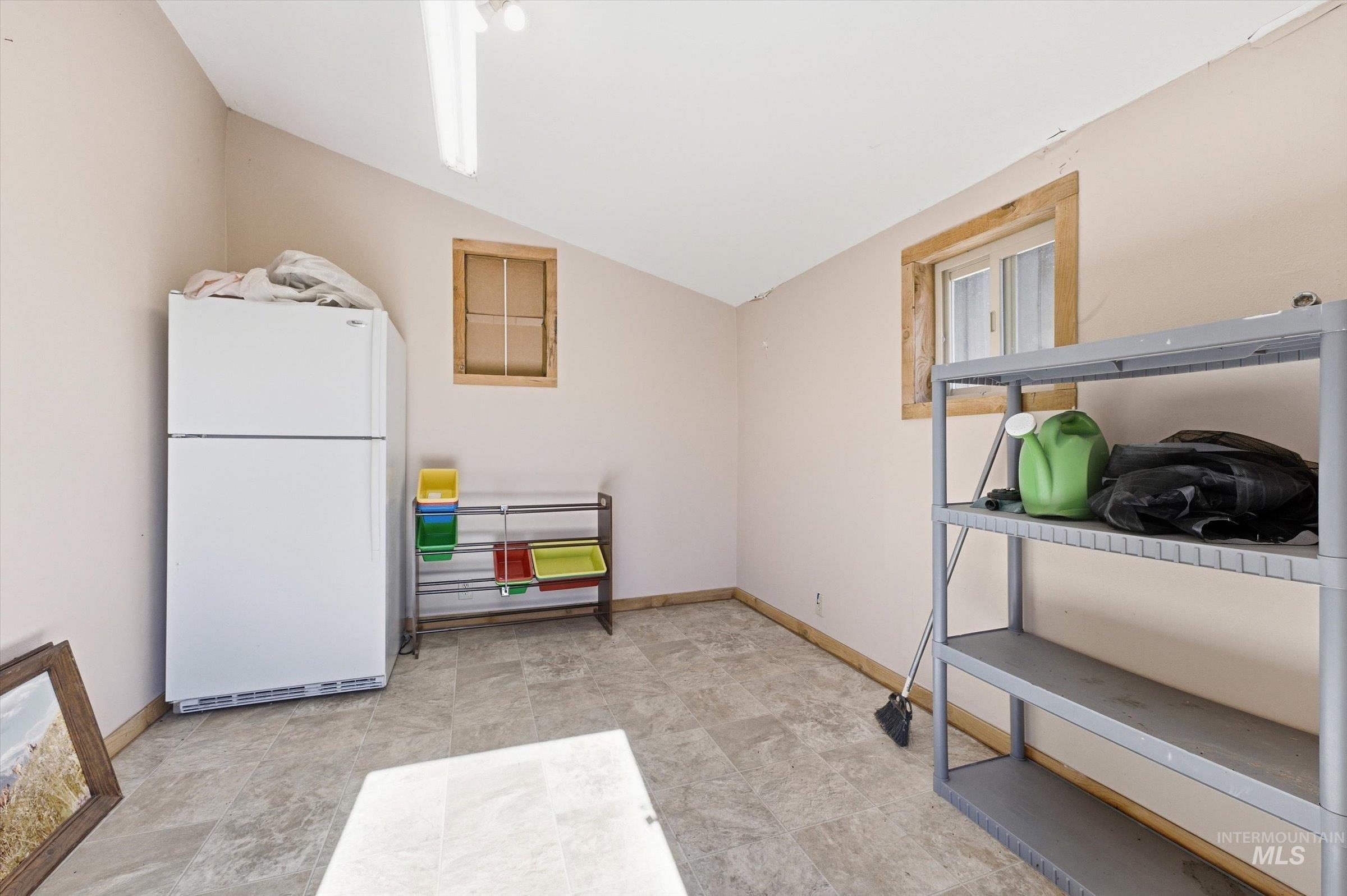 15 Dored Pines Rd, Boise, Idaho 83716, 2 Bedrooms, 2 Bathrooms, Residential For Sale, Price $475,000,MLS 99002402