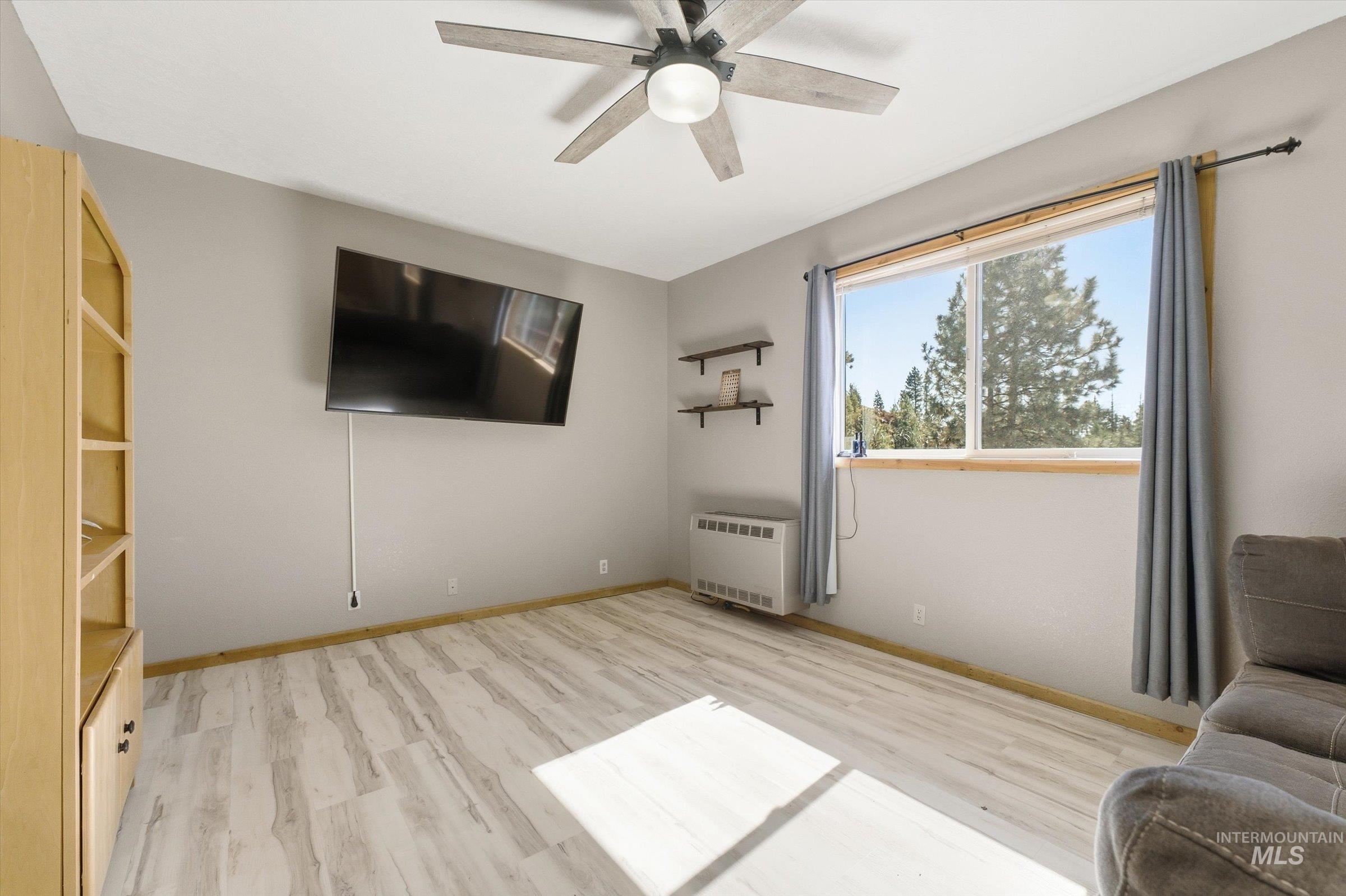 15 Dored Pines Rd, Boise, Idaho 83716, 2 Bedrooms, 2 Bathrooms, Residential For Sale, Price $475,000,MLS 99002402
