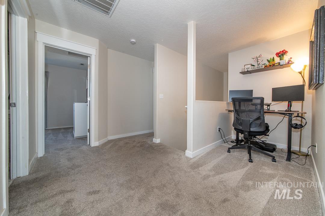 3113 Woodbridge St, Caldwell, Idaho 83605, 4 Bedrooms, 2.5 Bathrooms, Residential For Sale, Price $390,000,MLS 99002403
