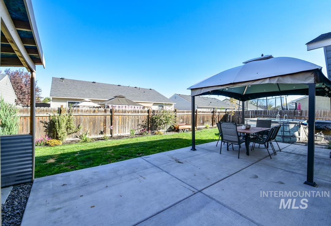 3113 Woodbridge St, Caldwell, Idaho 83605, 4 Bedrooms, 2.5 Bathrooms, Residential For Sale, Price $390,000,MLS 99002403