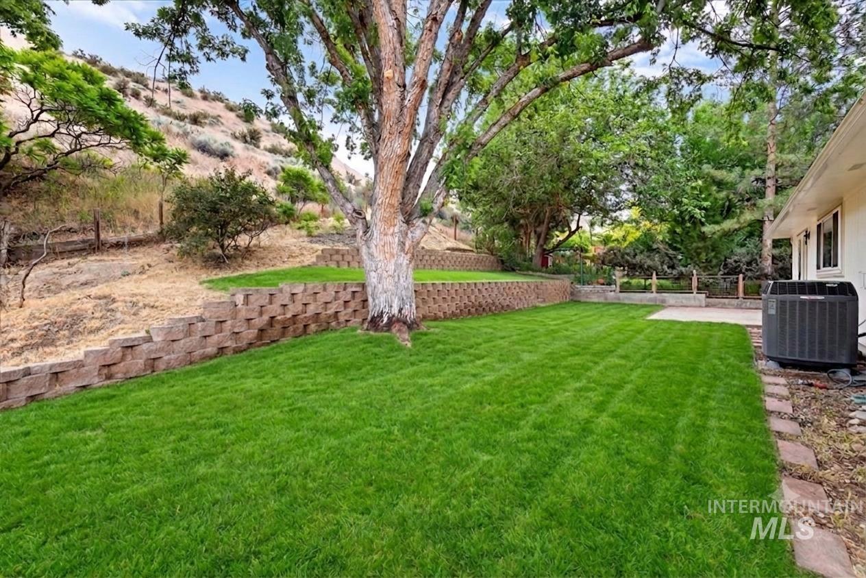5927 N Collister Dr., Boise, Idaho 83703, 5 Bedrooms, 3 Bathrooms, Residential For Sale, Price $1,000,000,MLS 99002404