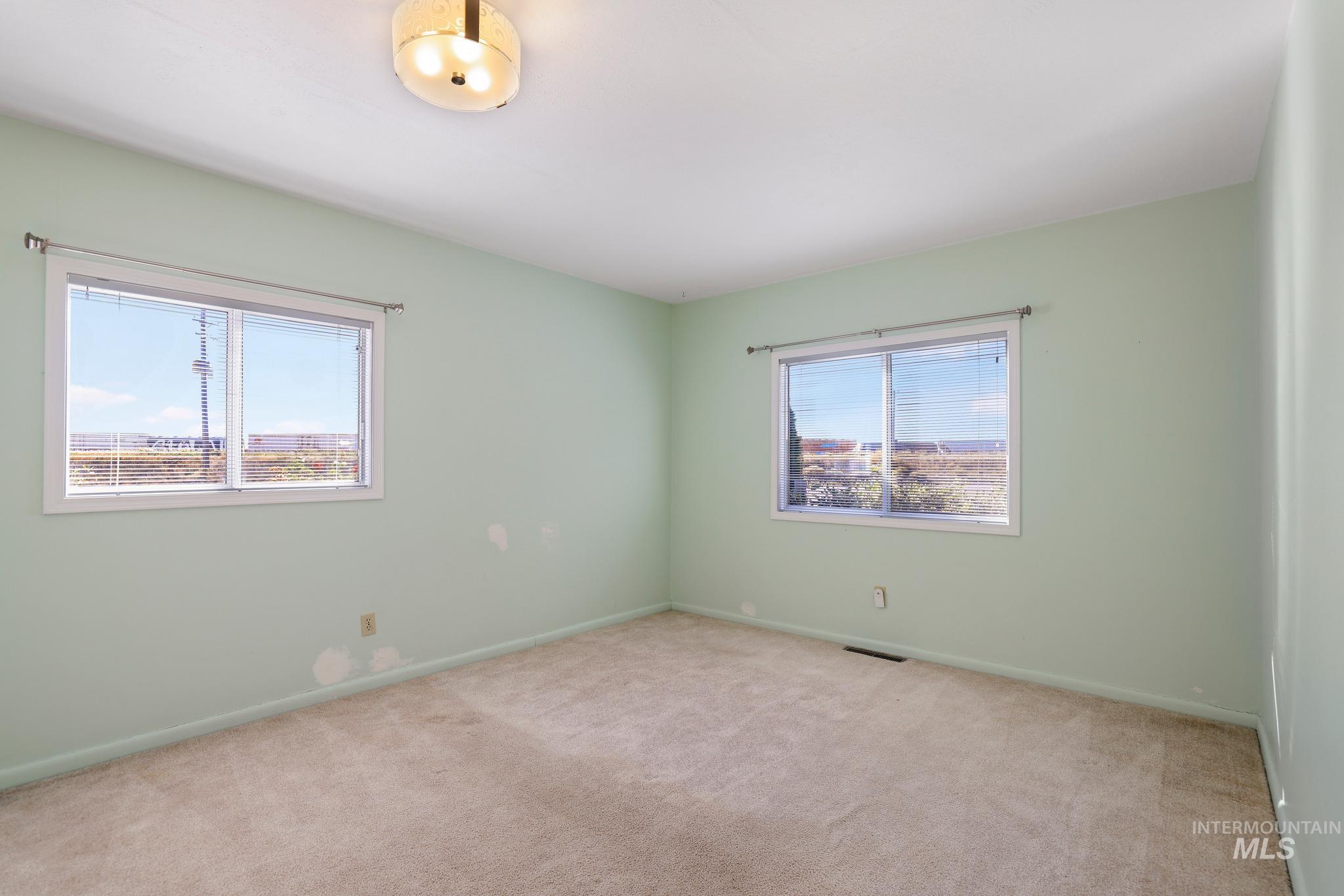 153 N Highway 24, Rupert, Idaho 83350, 3 Bedrooms, 1 Bathroom, Residential For Sale, Price $459,000,MLS 99002405