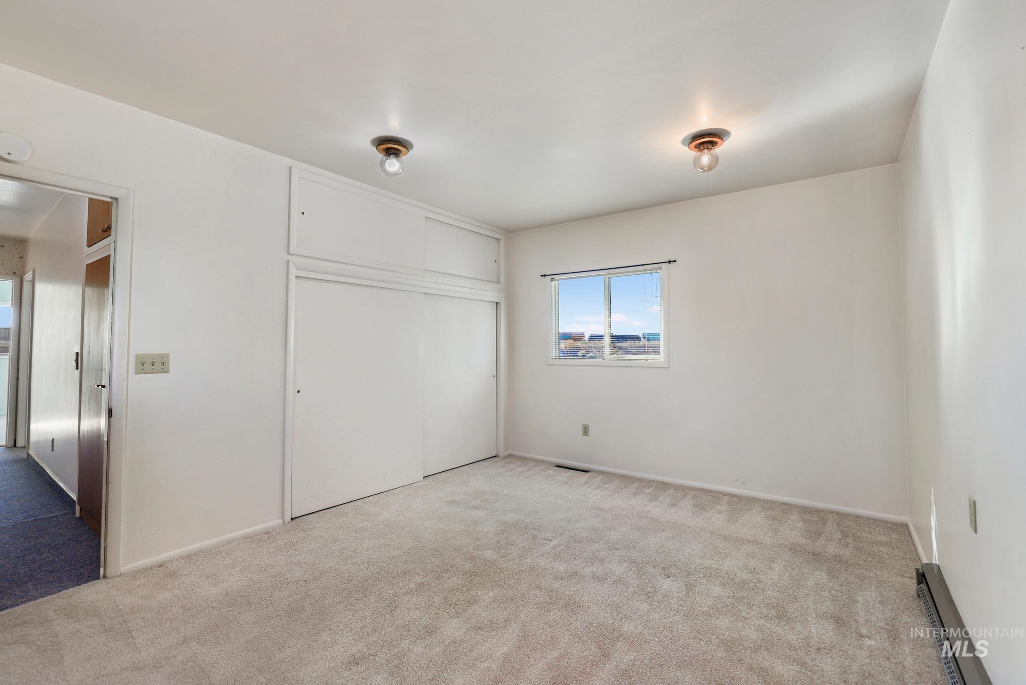 153 N Highway 24, Rupert, Idaho 83350, 3 Bedrooms, 1 Bathroom, Residential For Sale, Price $459,000,MLS 99002405