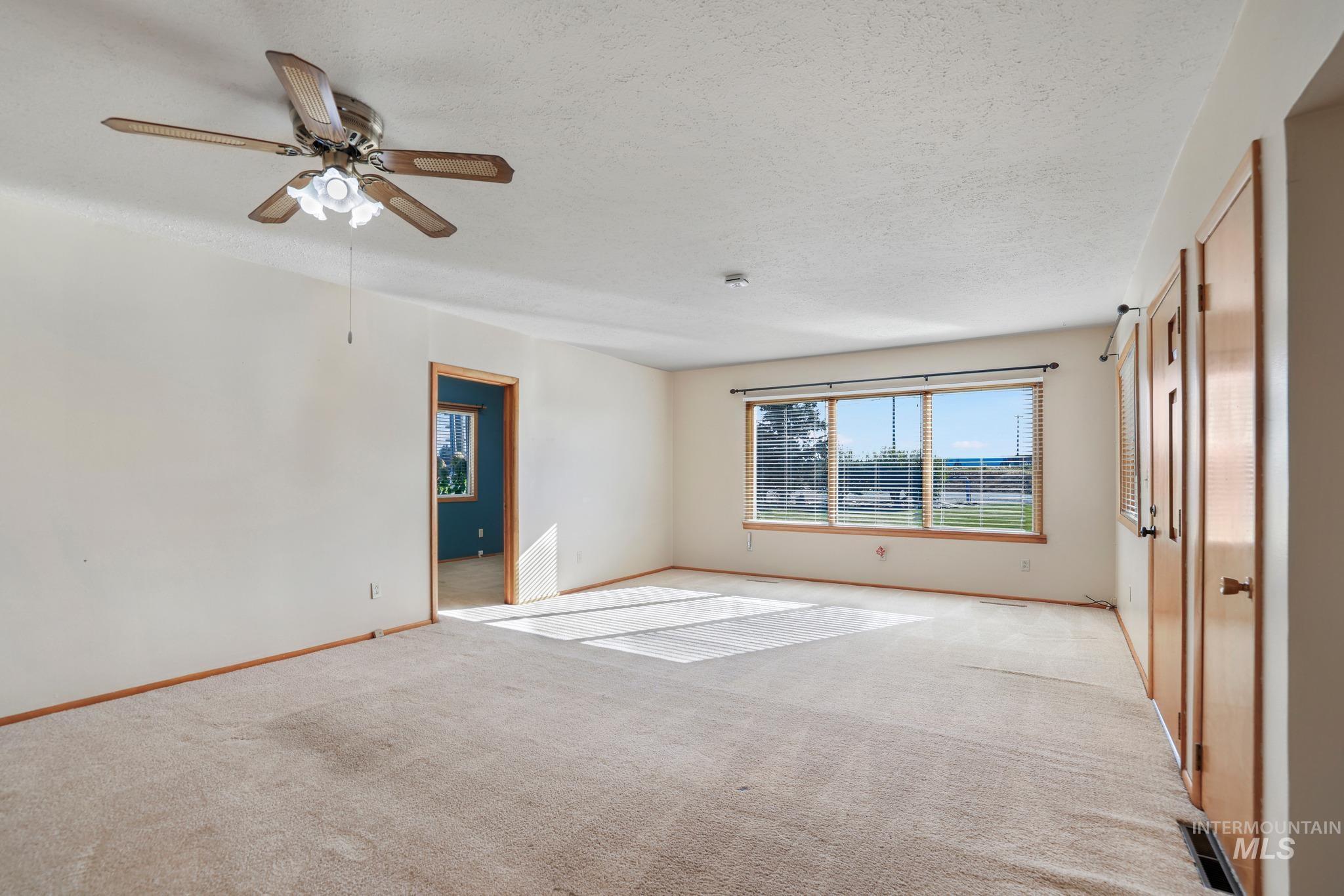 153 N Highway 24, Rupert, Idaho 83350, 3 Bedrooms, 1 Bathroom, Residential For Sale, Price $459,000,MLS 99002405