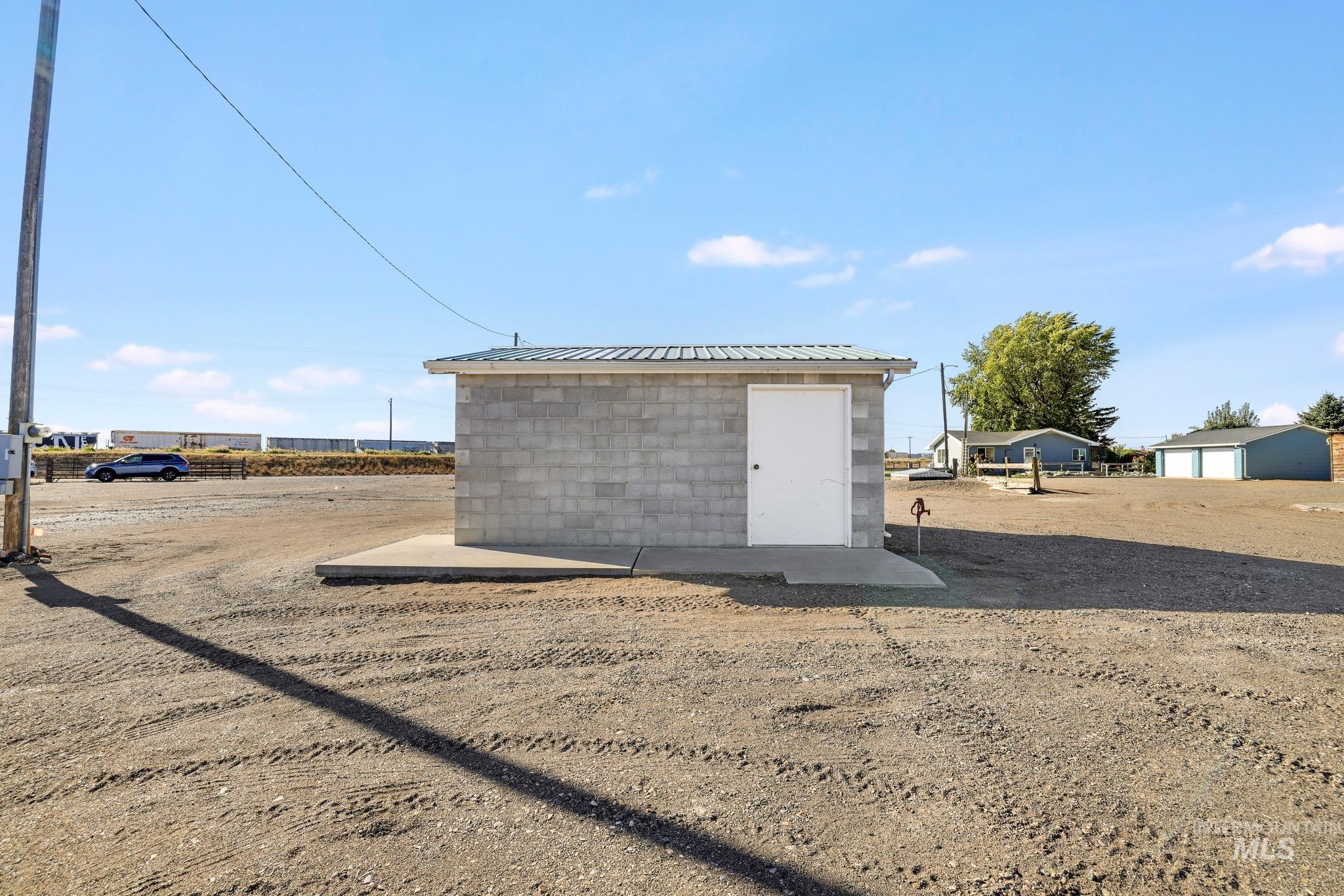 153 N Highway 24, Rupert, Idaho 83350, 3 Bedrooms, 1 Bathroom, Residential For Sale, Price $459,000,MLS 99002405