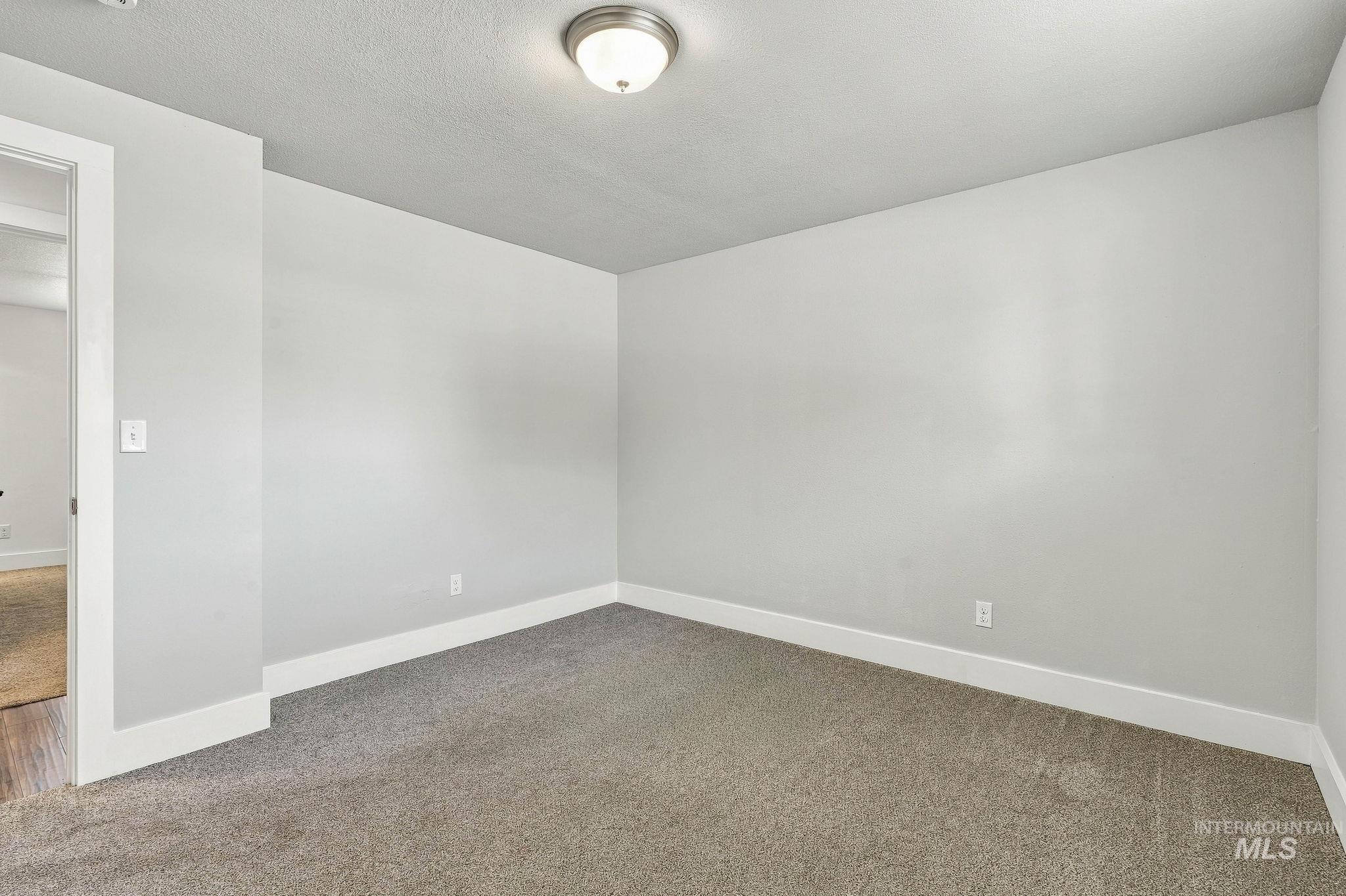 212 N Indiana, Caldwell, Idaho 83605, 4 Bedrooms, 2 Bathrooms, Residential For Sale, Price $340,000,MLS 99002406