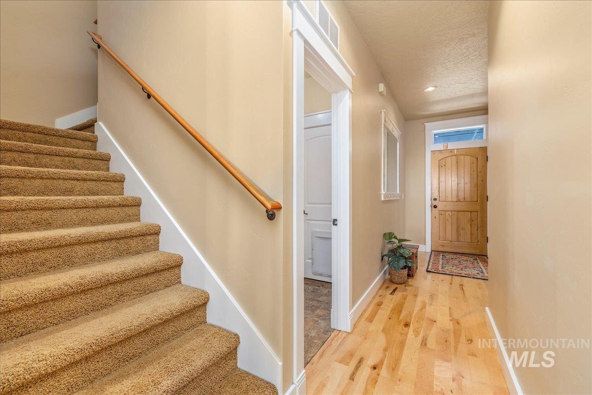 4897 N Red Hills, Meridian, Idaho 83642, 3 Bedrooms, 3 Bathrooms, Residential For Sale, Price $625,000,MLS 99002409
