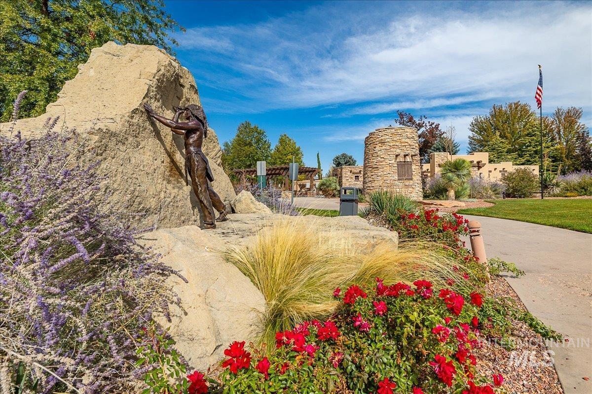 4897 N Red Hills, Meridian, Idaho 83642, 3 Bedrooms, 3 Bathrooms, Residential For Sale, Price $625,000,MLS 99002409