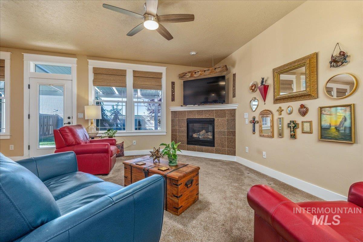 4897 N Red Hills, Meridian, Idaho 83642, 3 Bedrooms, 3 Bathrooms, Residential For Sale, Price $625,000,MLS 99002409