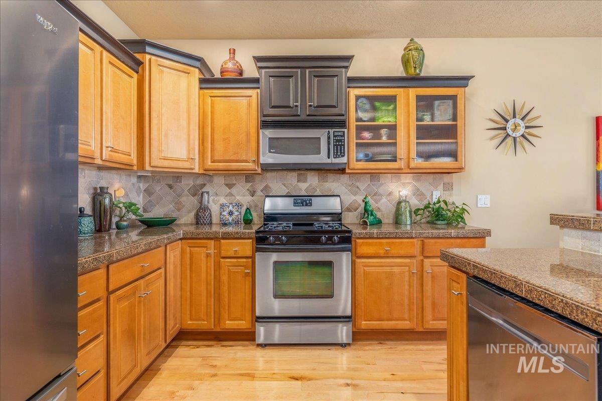 4897 N Red Hills, Meridian, Idaho 83642, 3 Bedrooms, 3 Bathrooms, Residential For Sale, Price $625,000,MLS 99002409