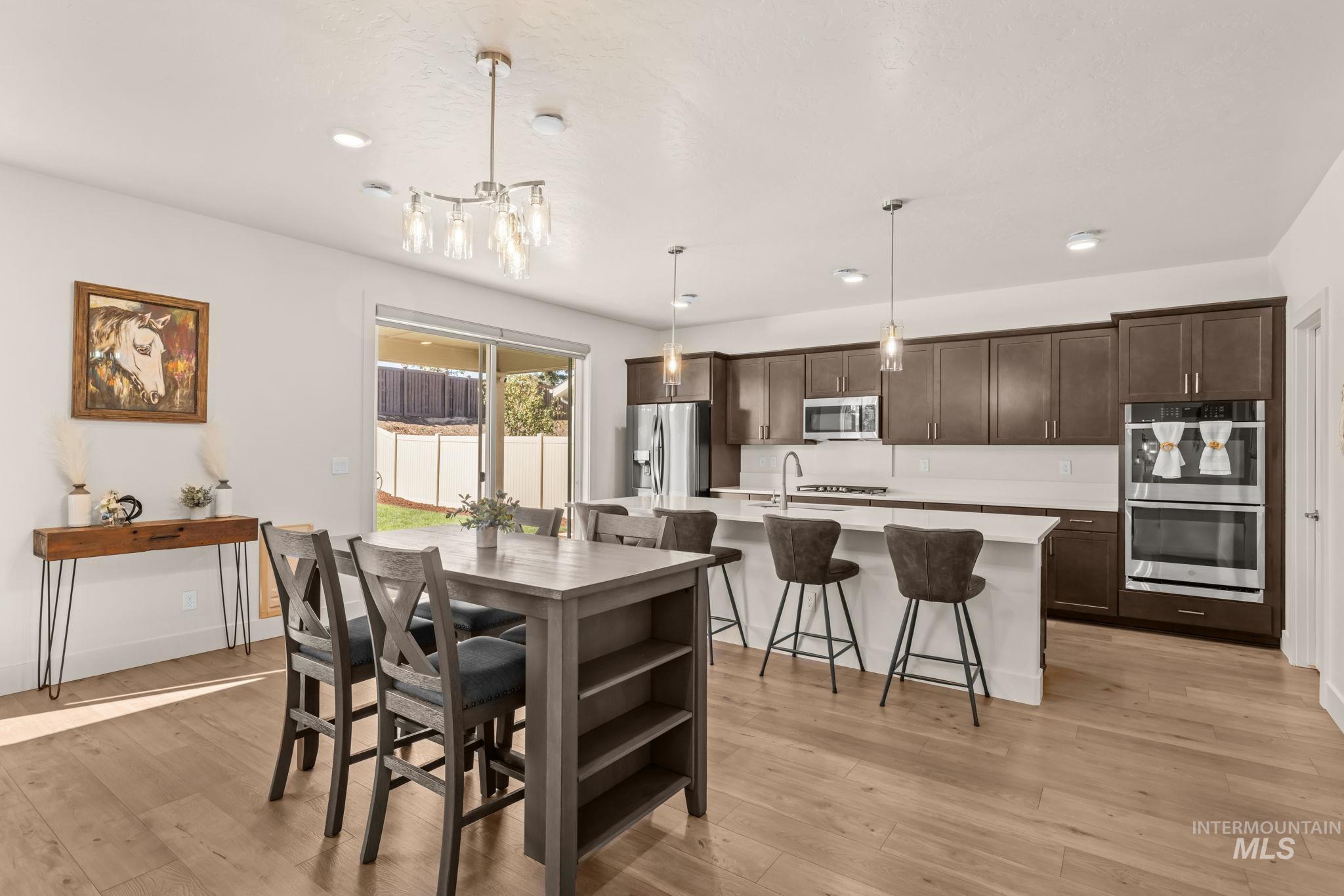5345 S Snowden Ave, Meridian, Idaho 83642, 4 Bedrooms, 2.5 Bathrooms, Residential For Sale, Price $565,000,MLS 99002410